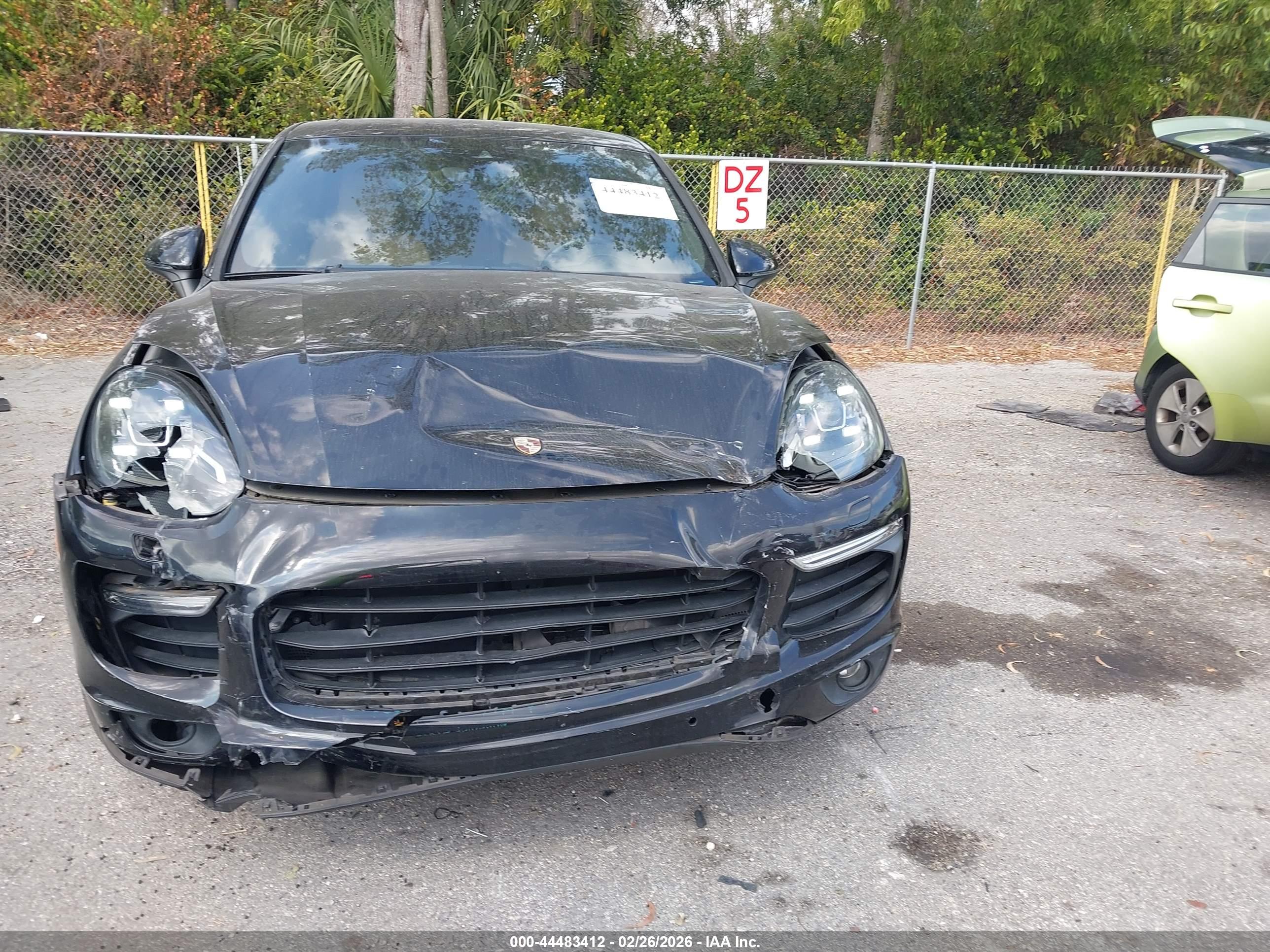 PORSCHE CAYENNE image 6
