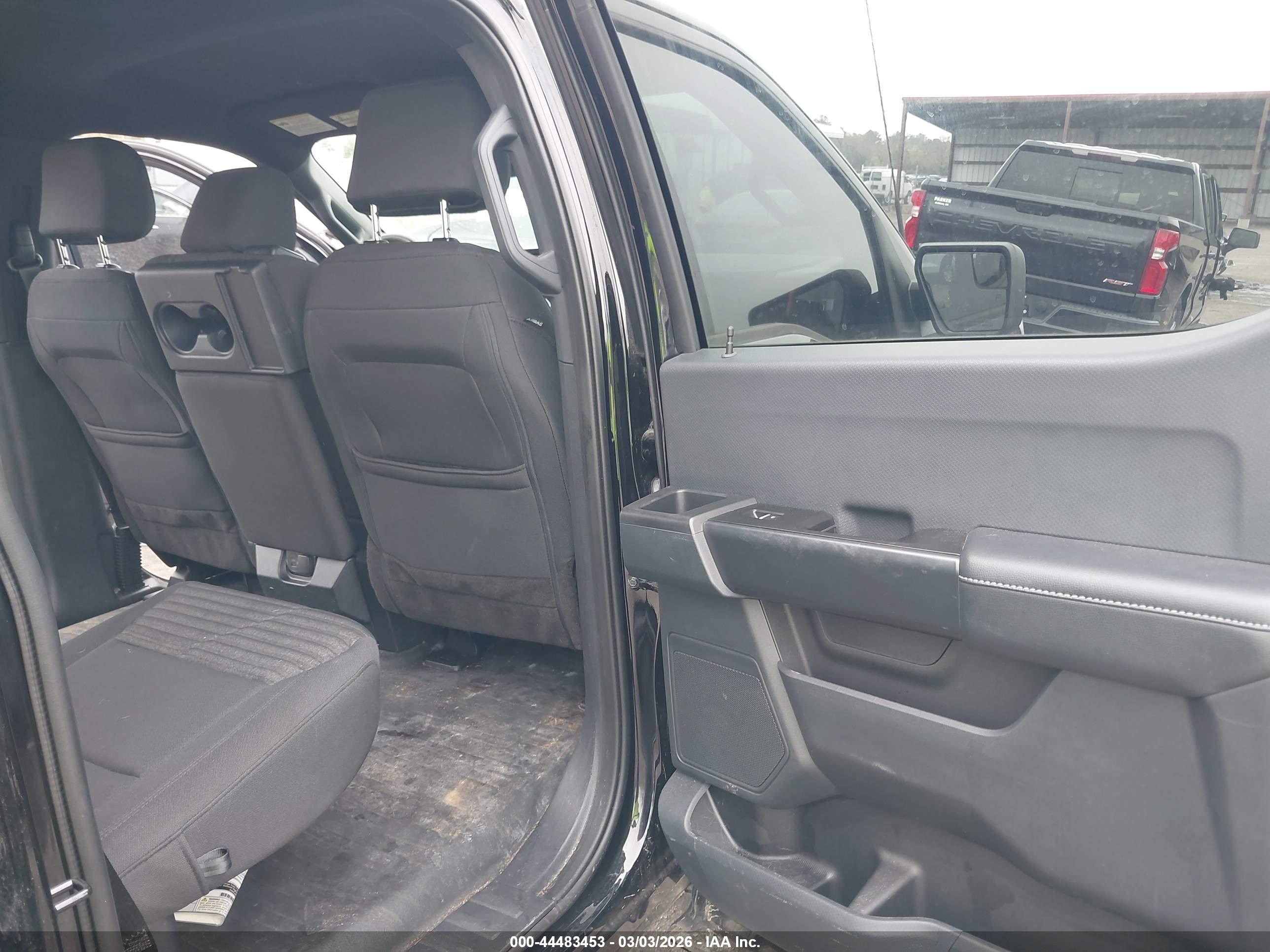 FORD F-150 image 8