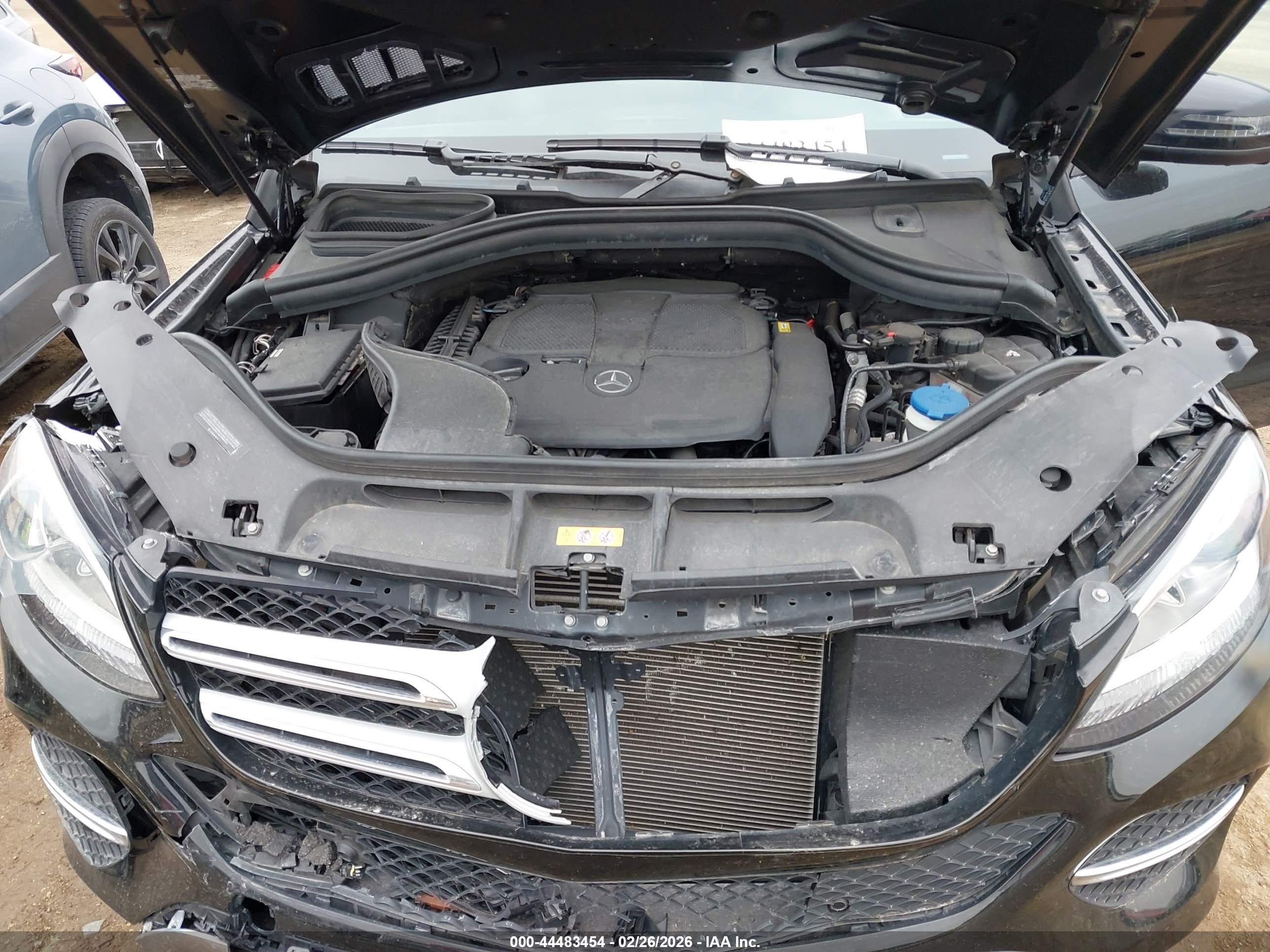 MERCEDES-BENZ GLE image 10