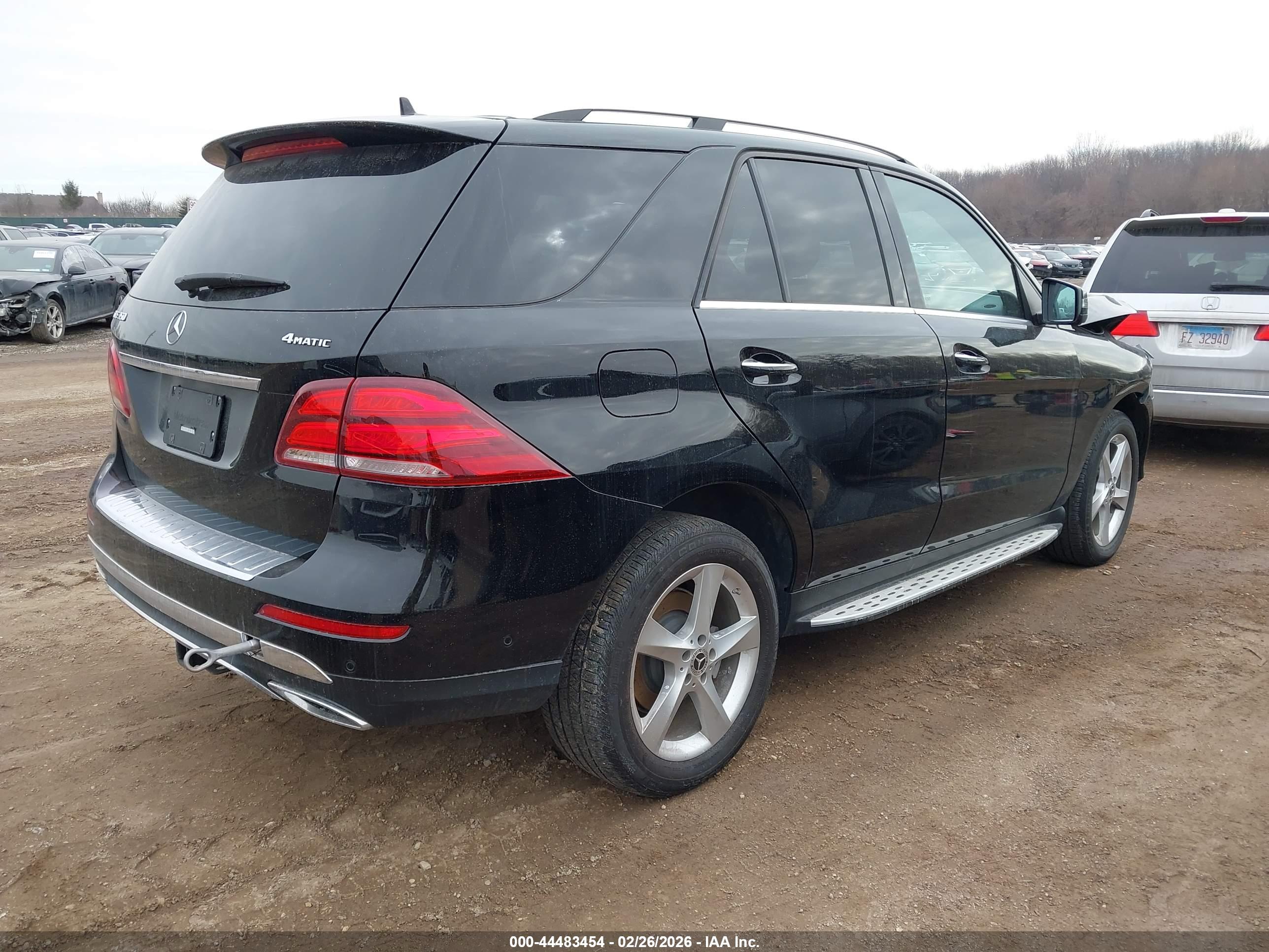 MERCEDES-BENZ GLE image 4