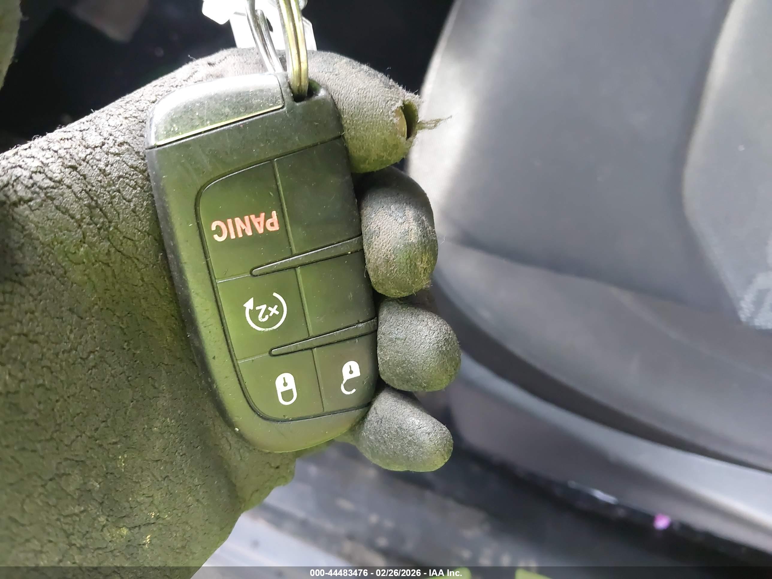 JEEP RENEGADE image 11