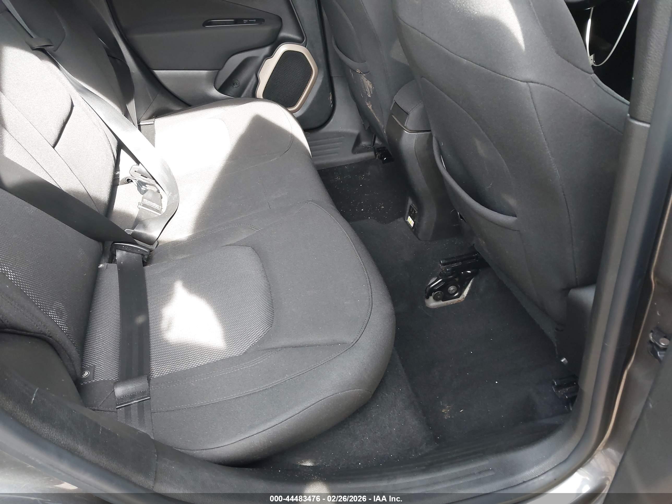 JEEP RENEGADE image 8