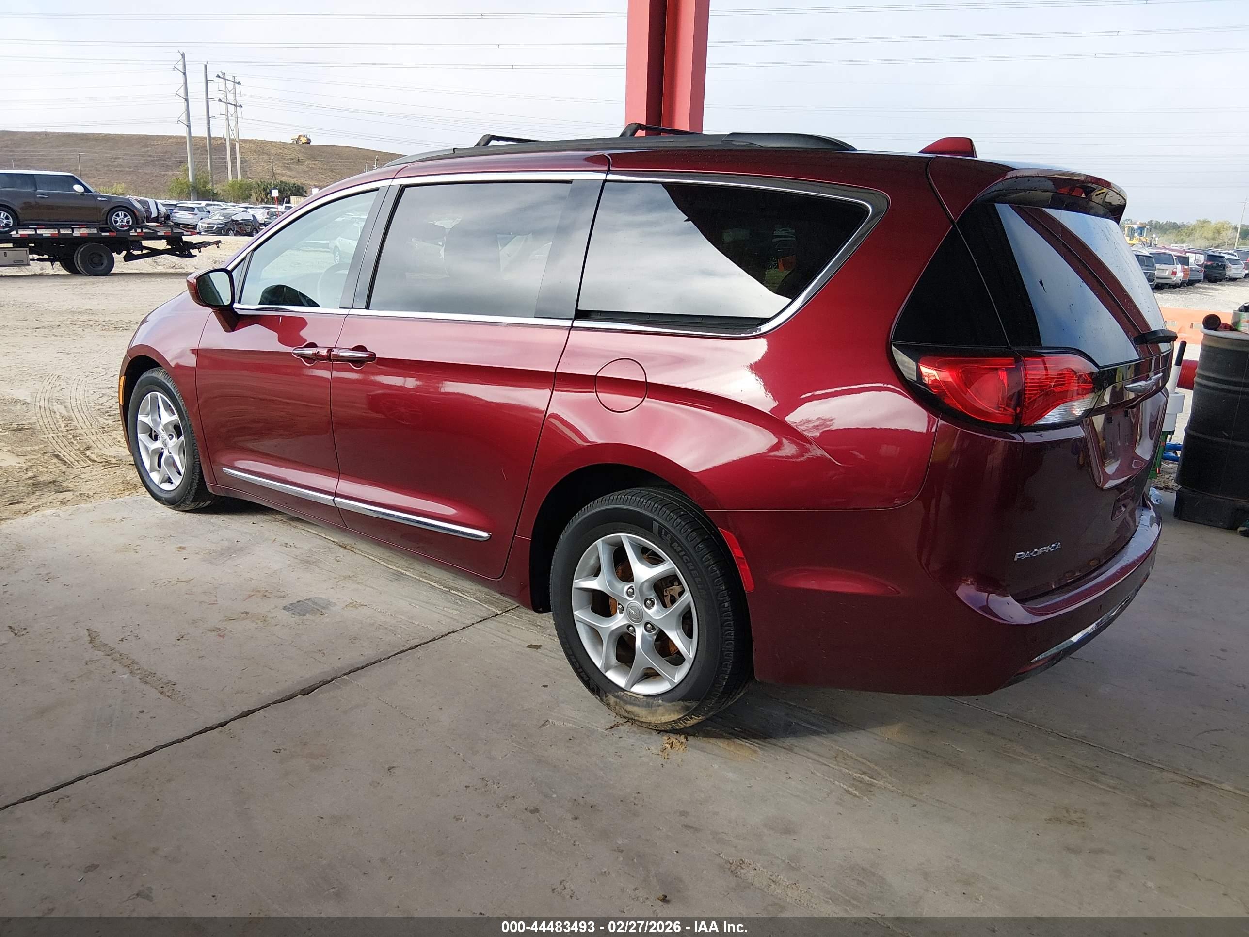 CHRYSLER PACIFICA image 3