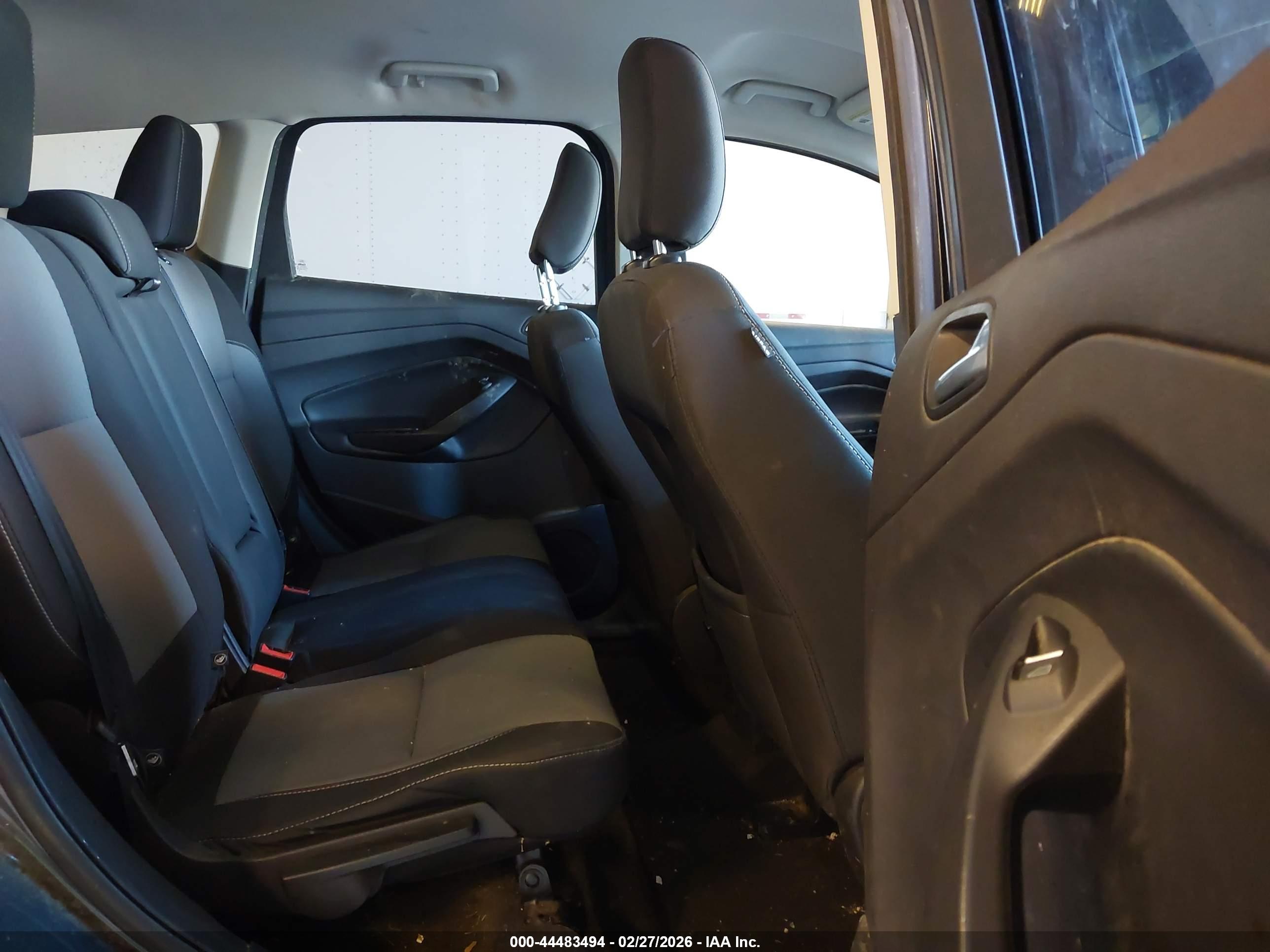 FORD ESCAPE image 8