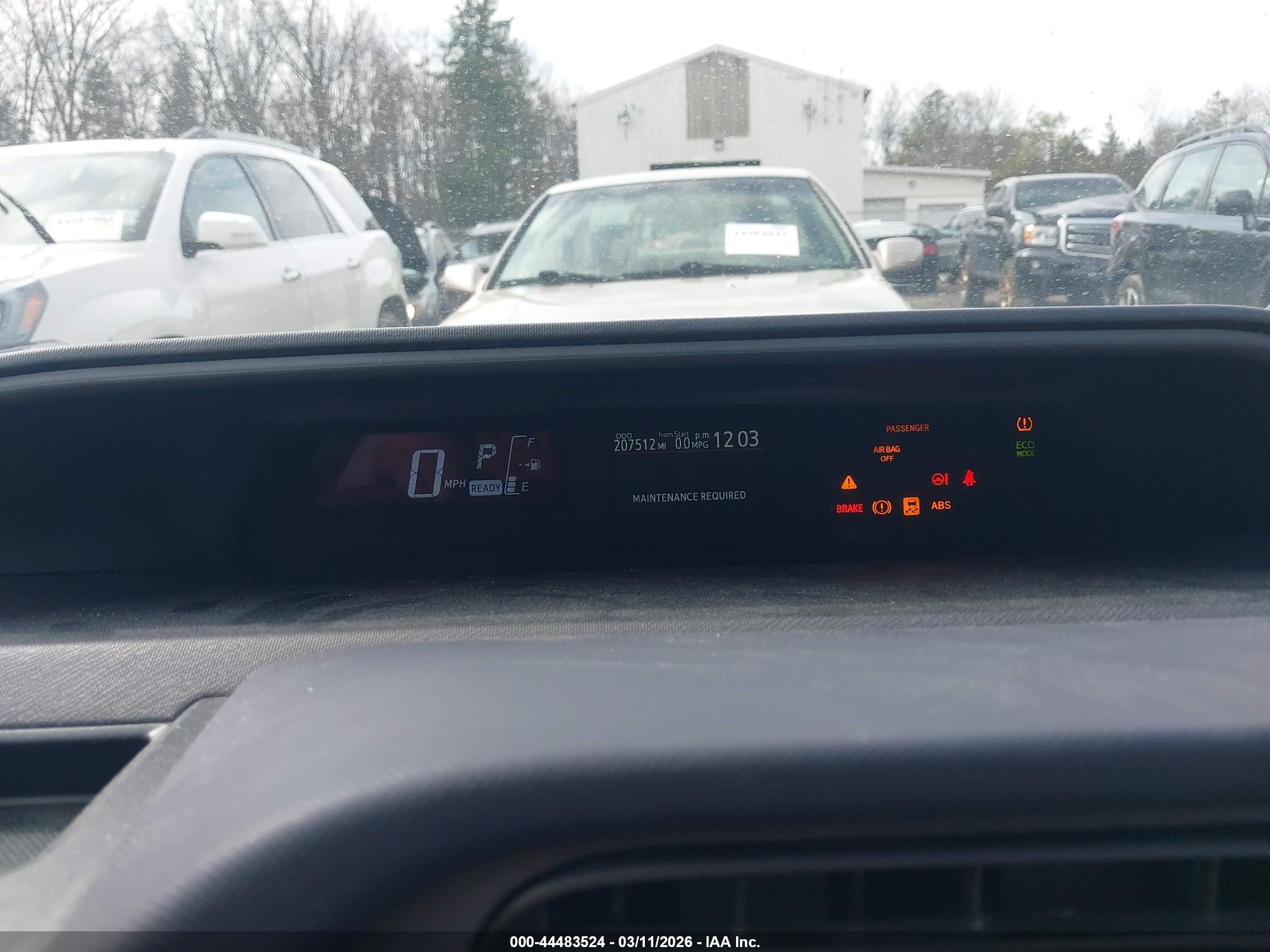 TOYOTA PRIUS image 7