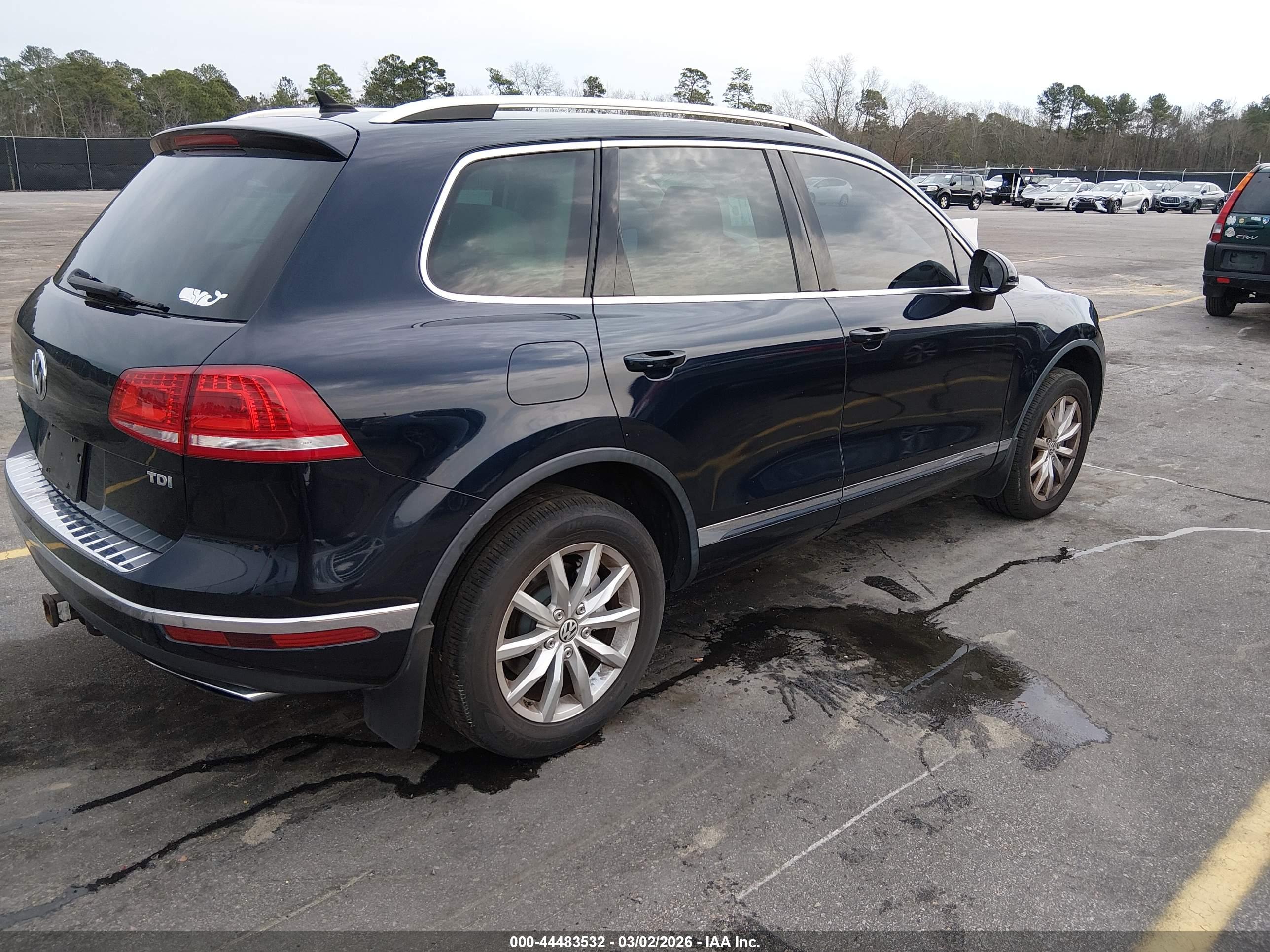 VOLKSWAGEN TOUAREG image 4