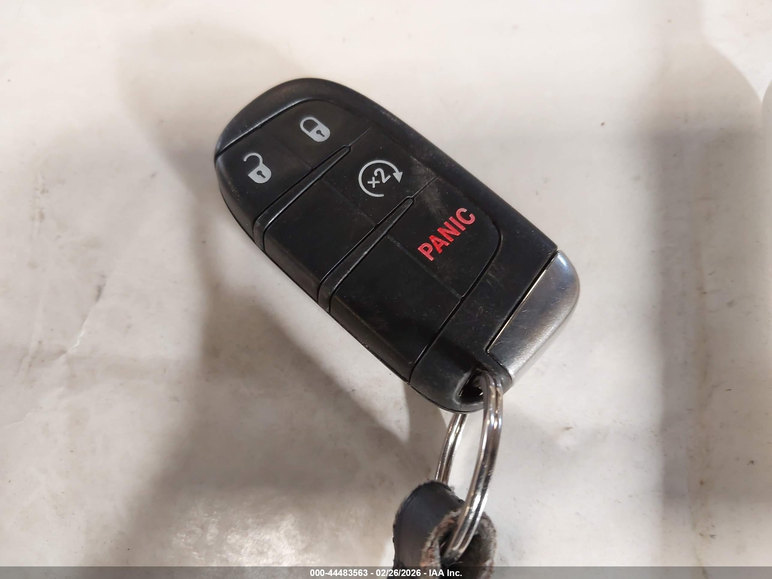 JEEP RENEGADE image 11