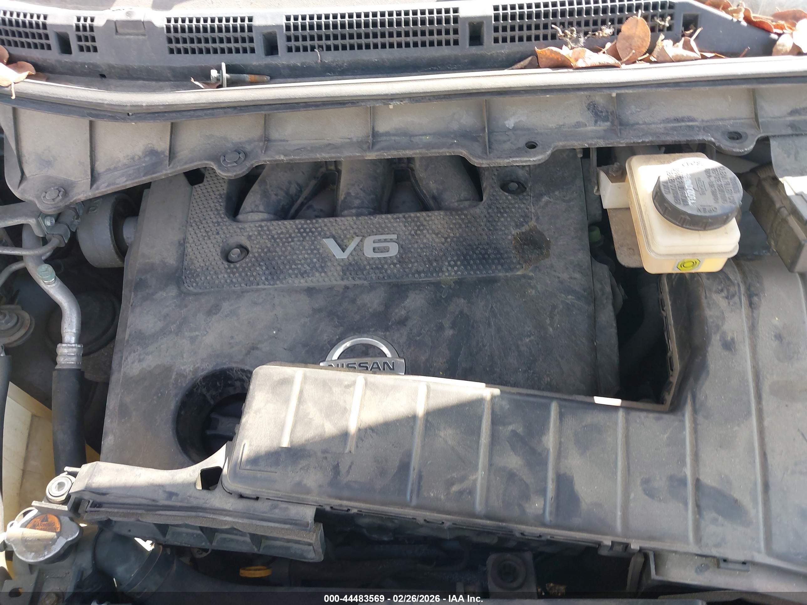 NISSAN QUEST image 10