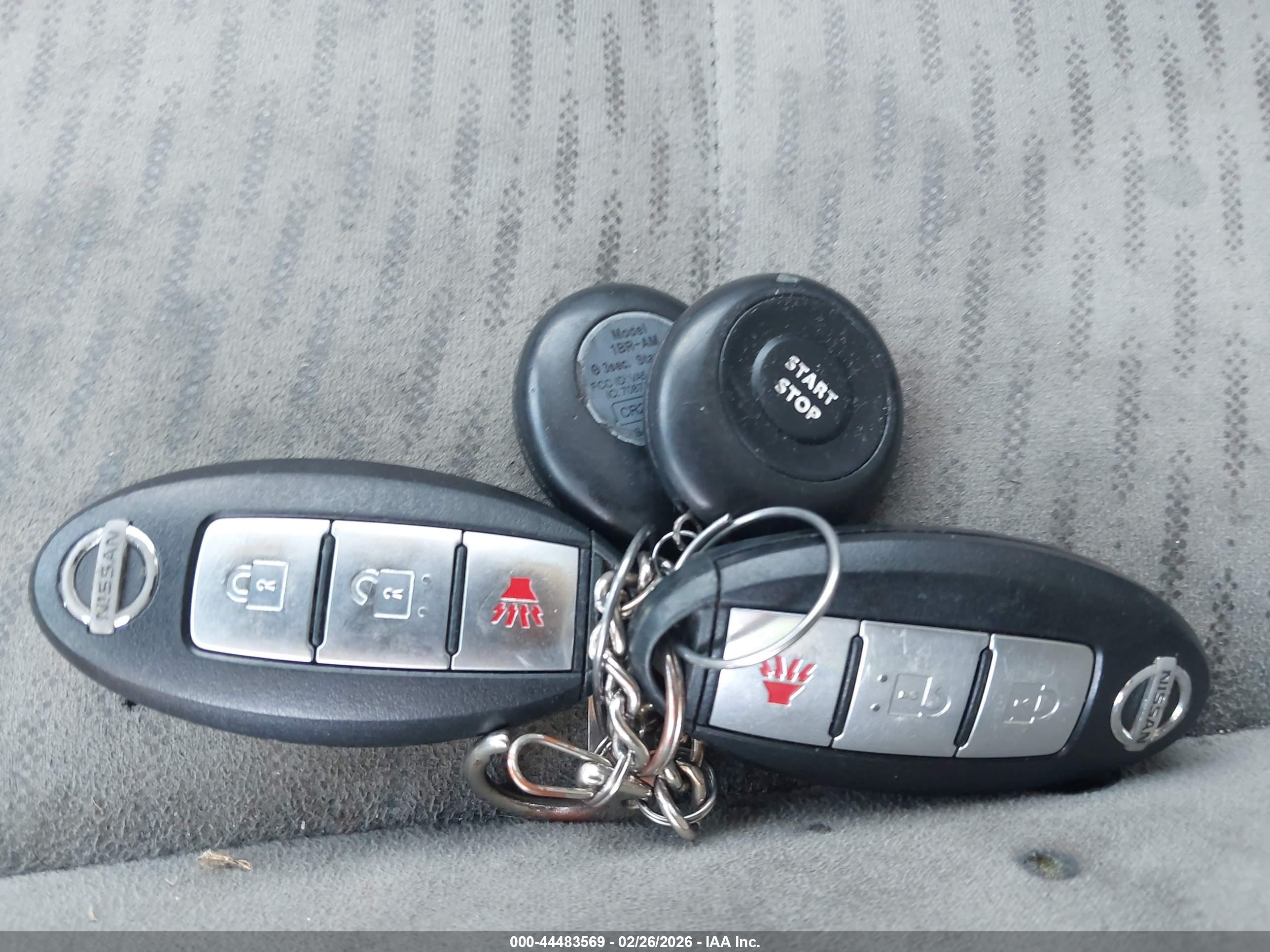 NISSAN QUEST image 11