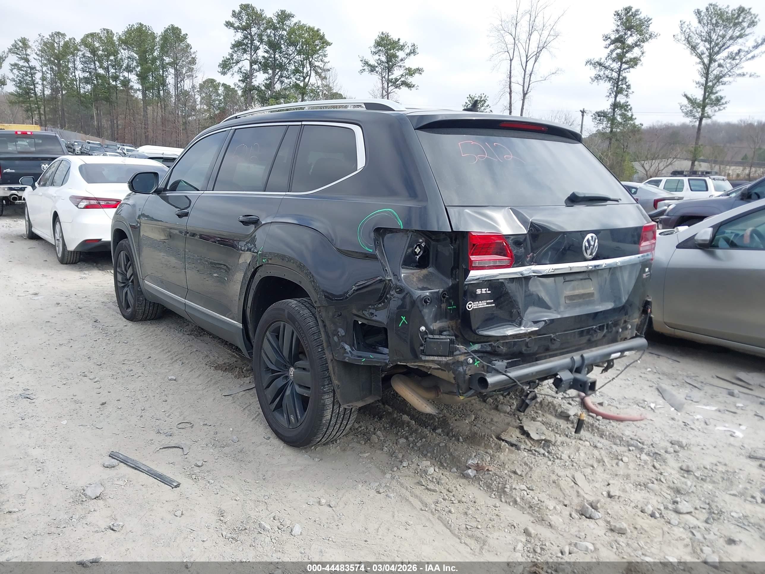 VOLKSWAGEN ATLAS image 3