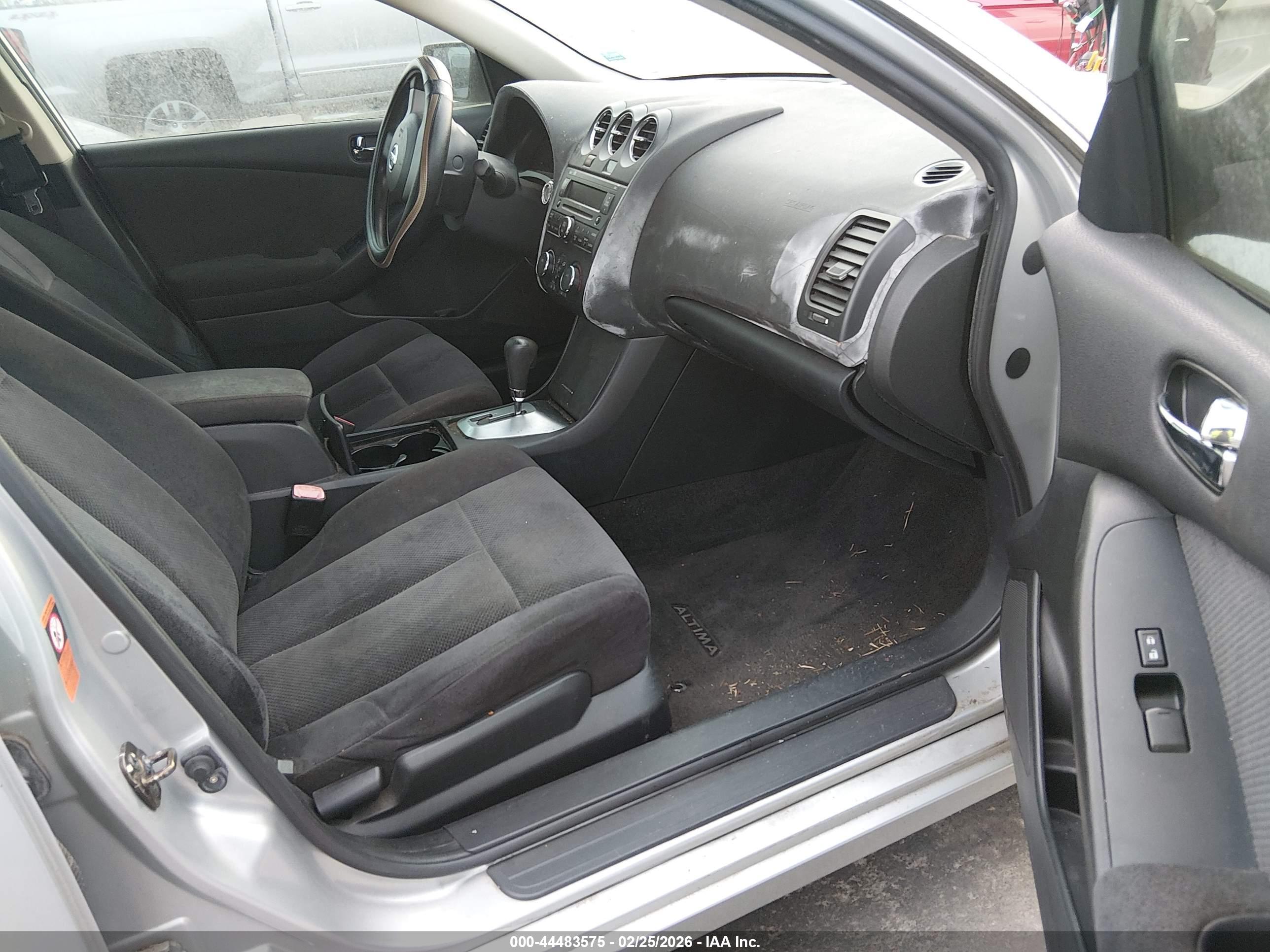 NISSAN ALTIMA image 5