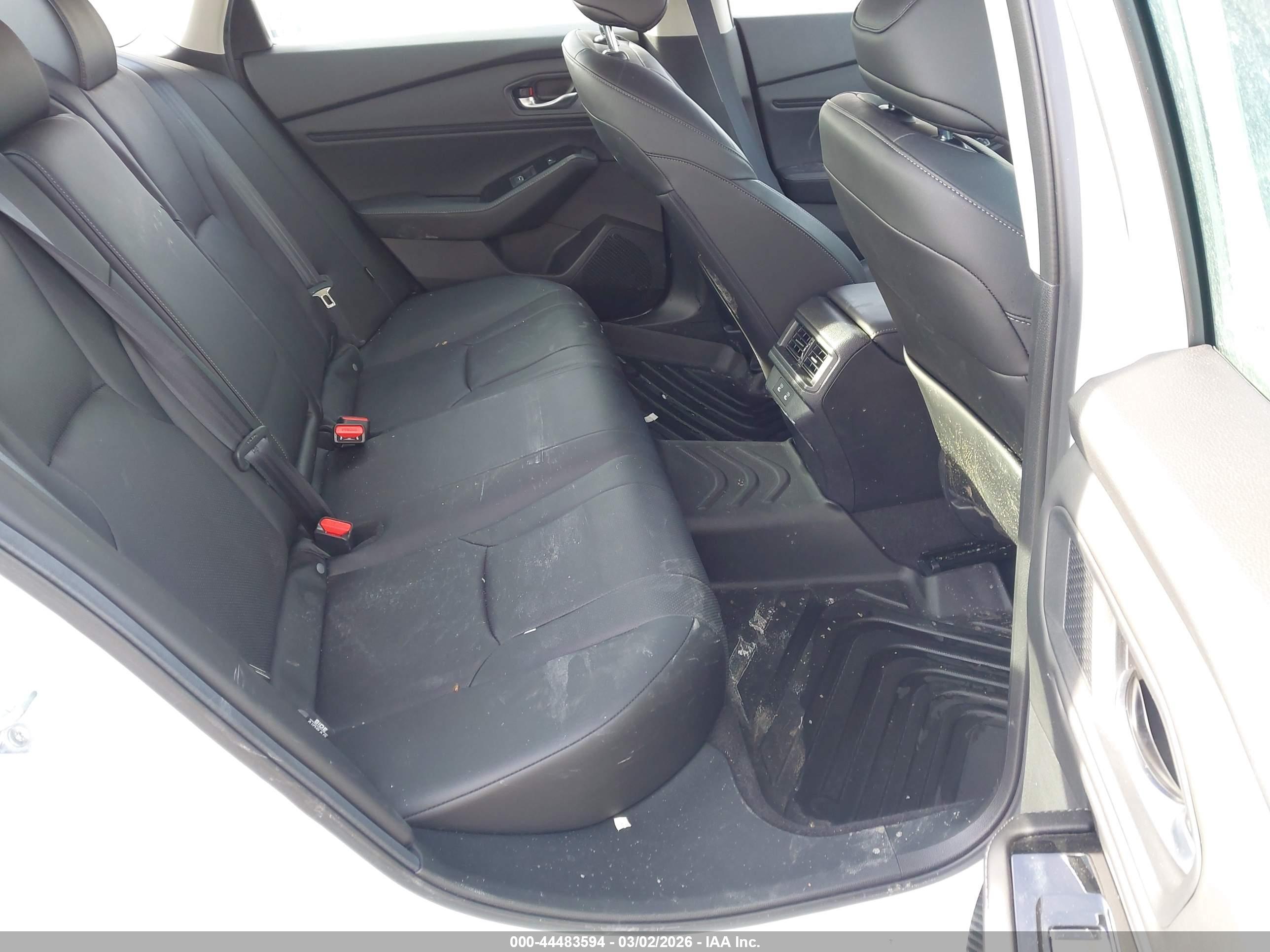 HONDA ACCORD image 8