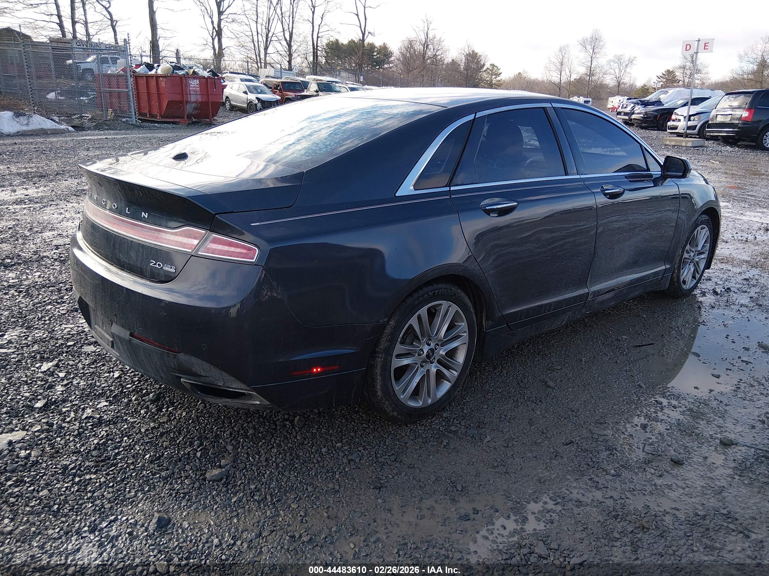 LINCOLN MKZ image 4