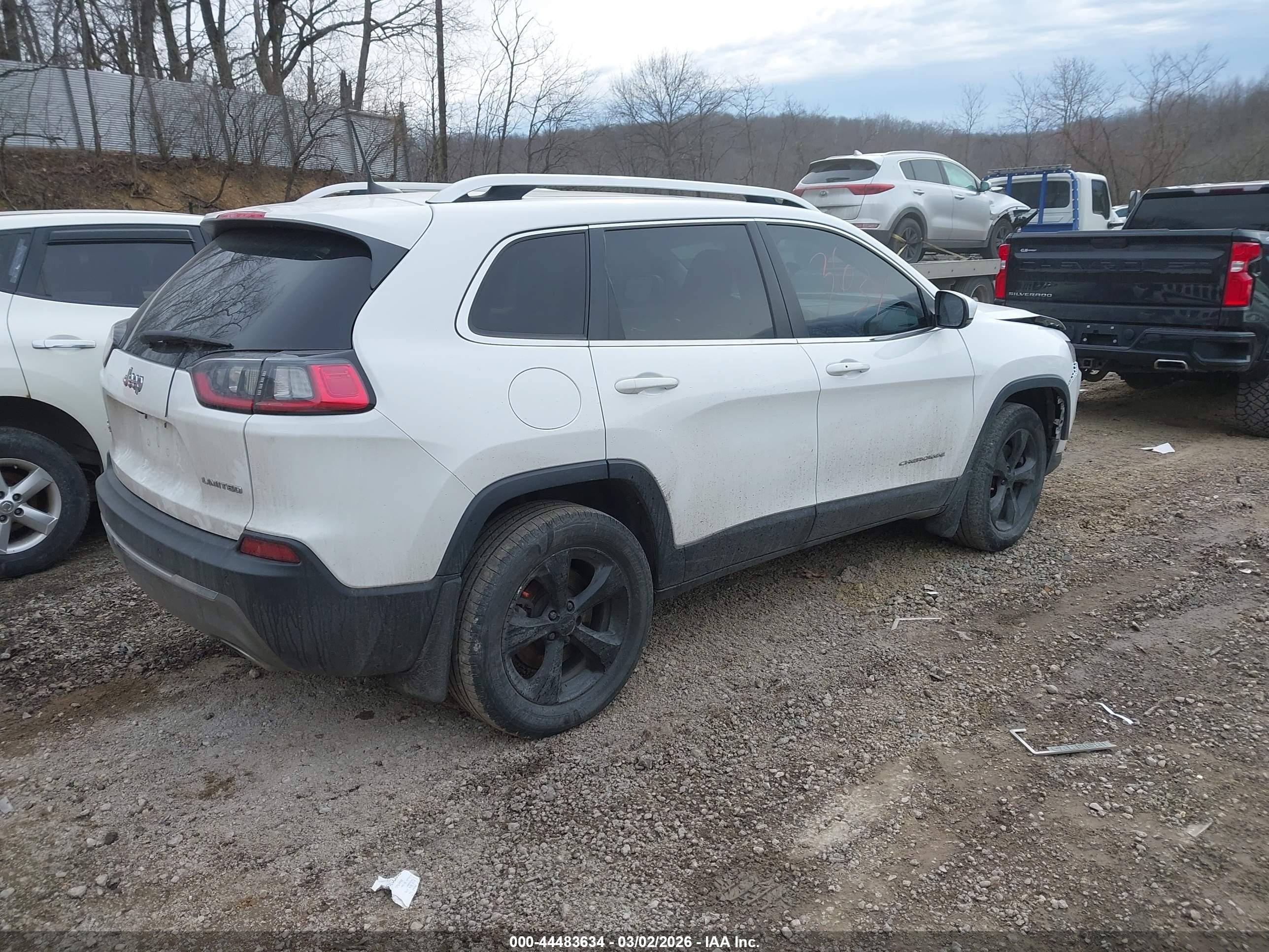 JEEP CHEROKEE image 4