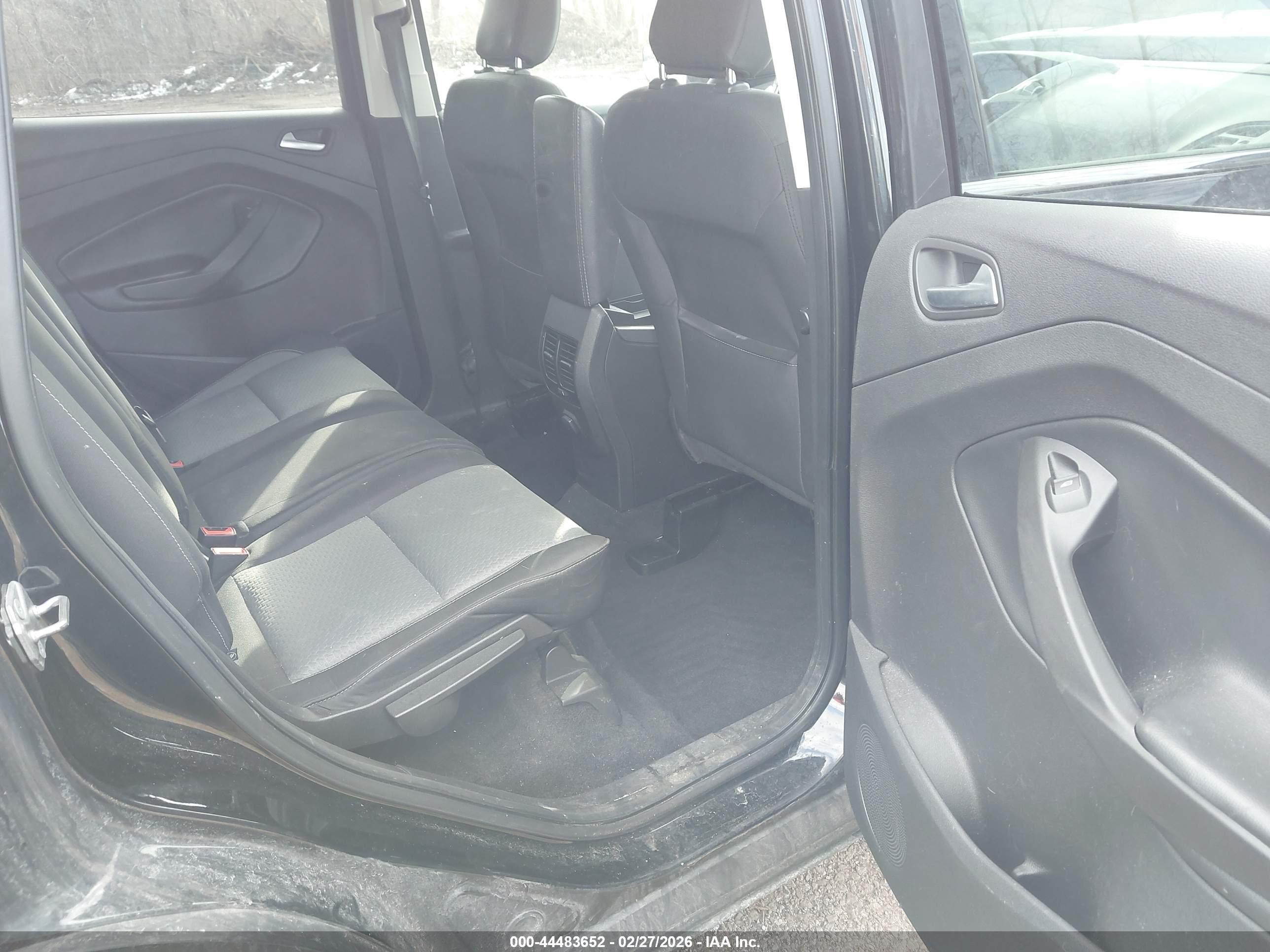FORD ESCAPE image 8