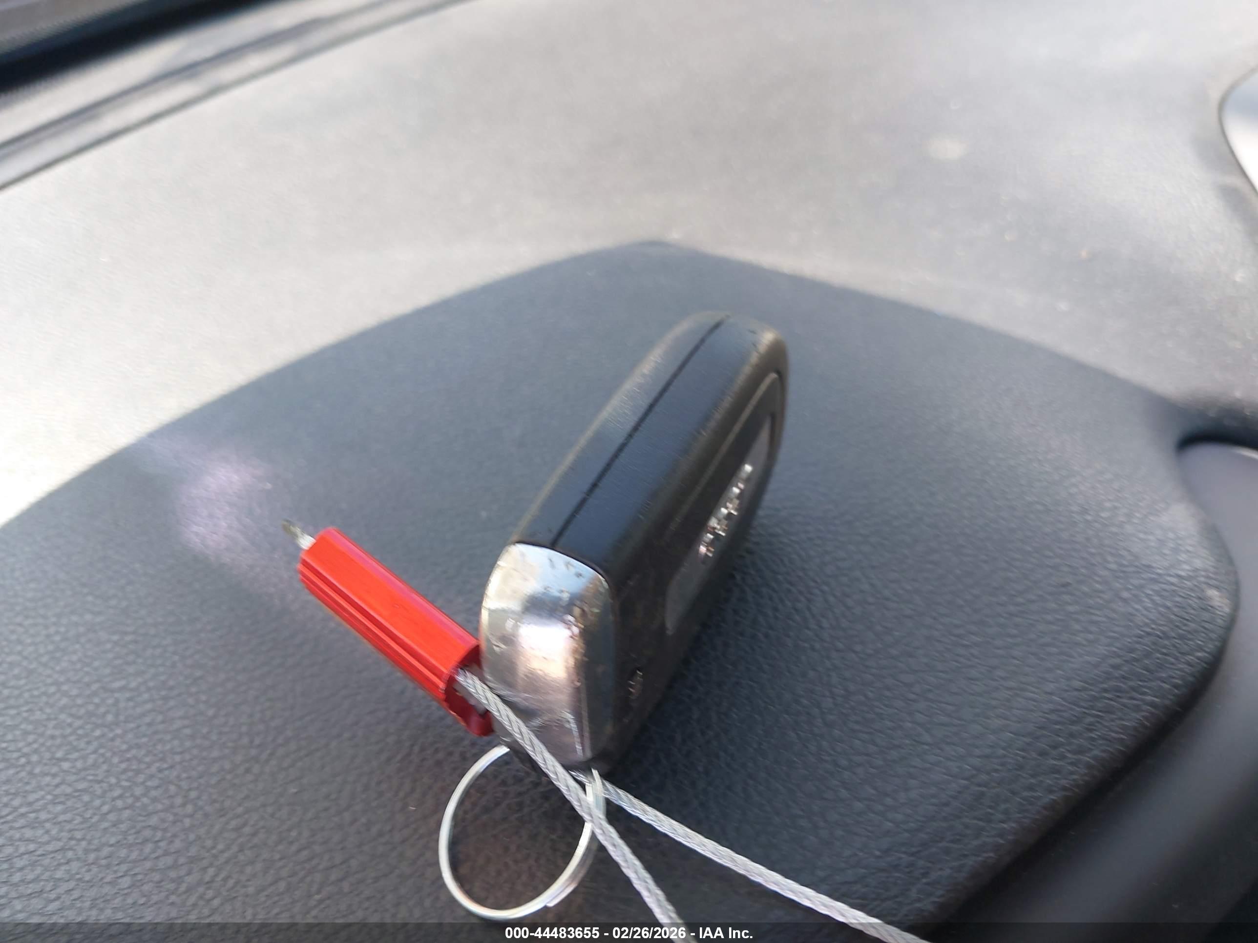 JEEP RENEGADE image 11