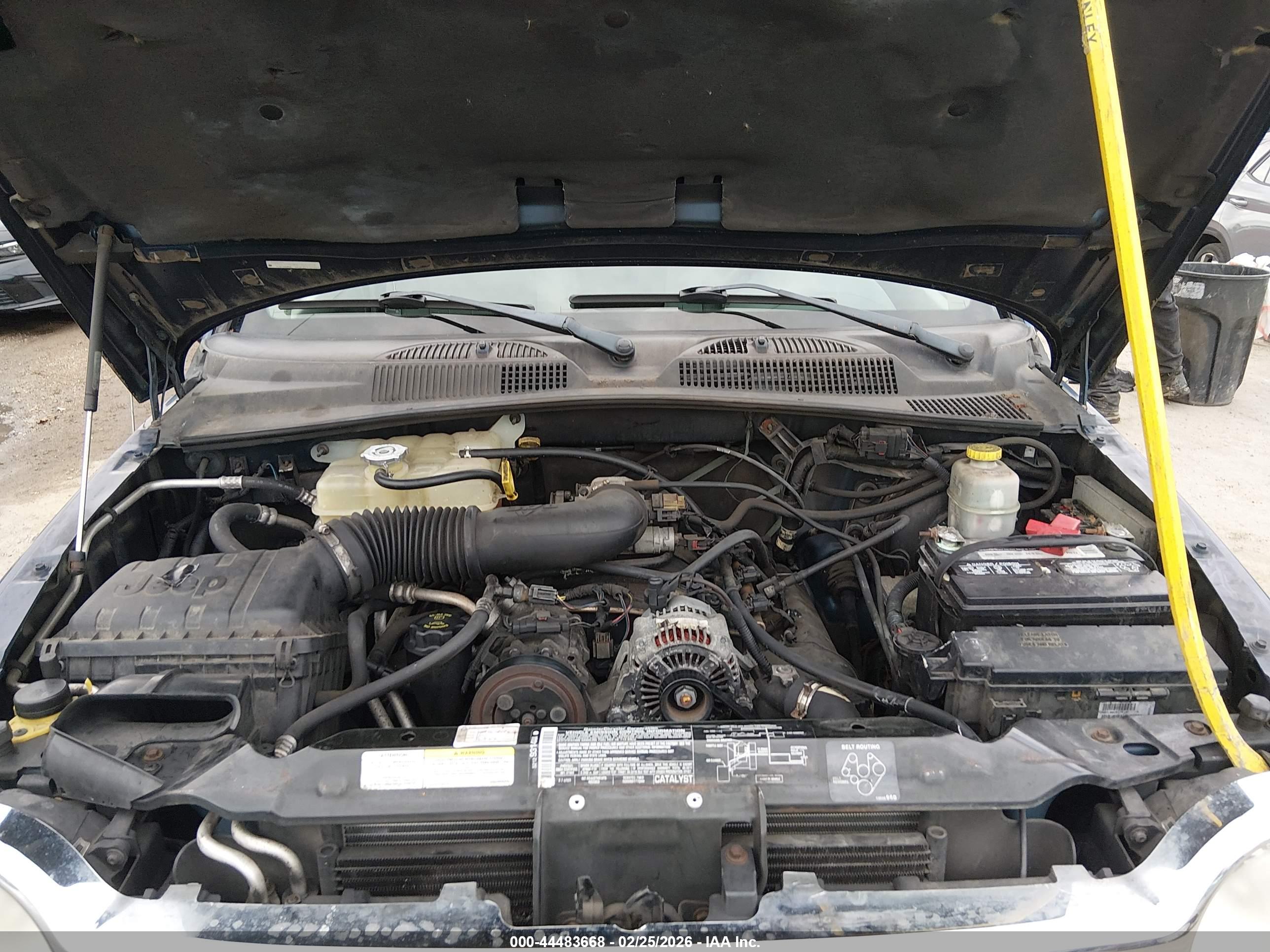 JEEP LIBERTY image 10