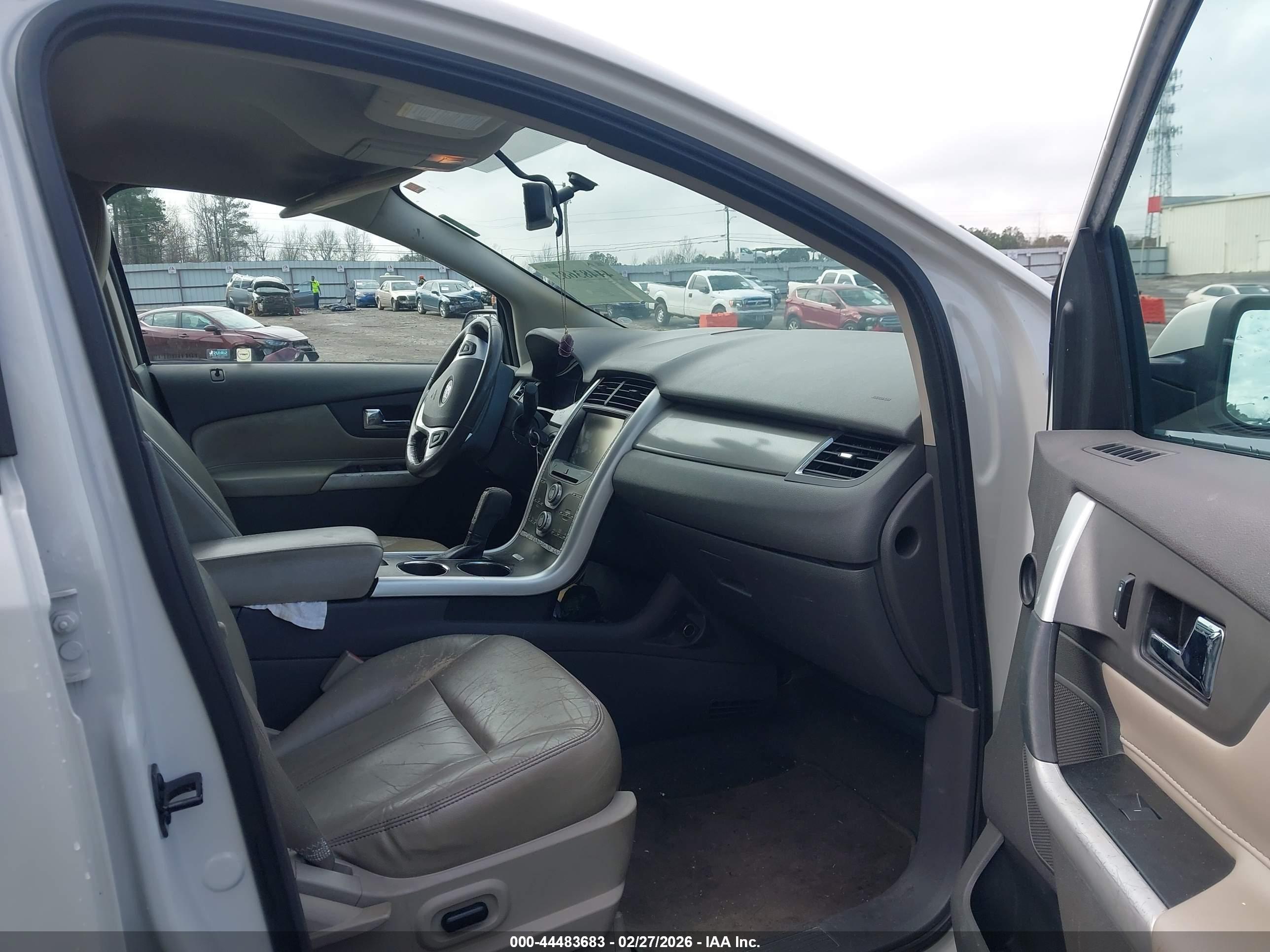 FORD EDGE image 5