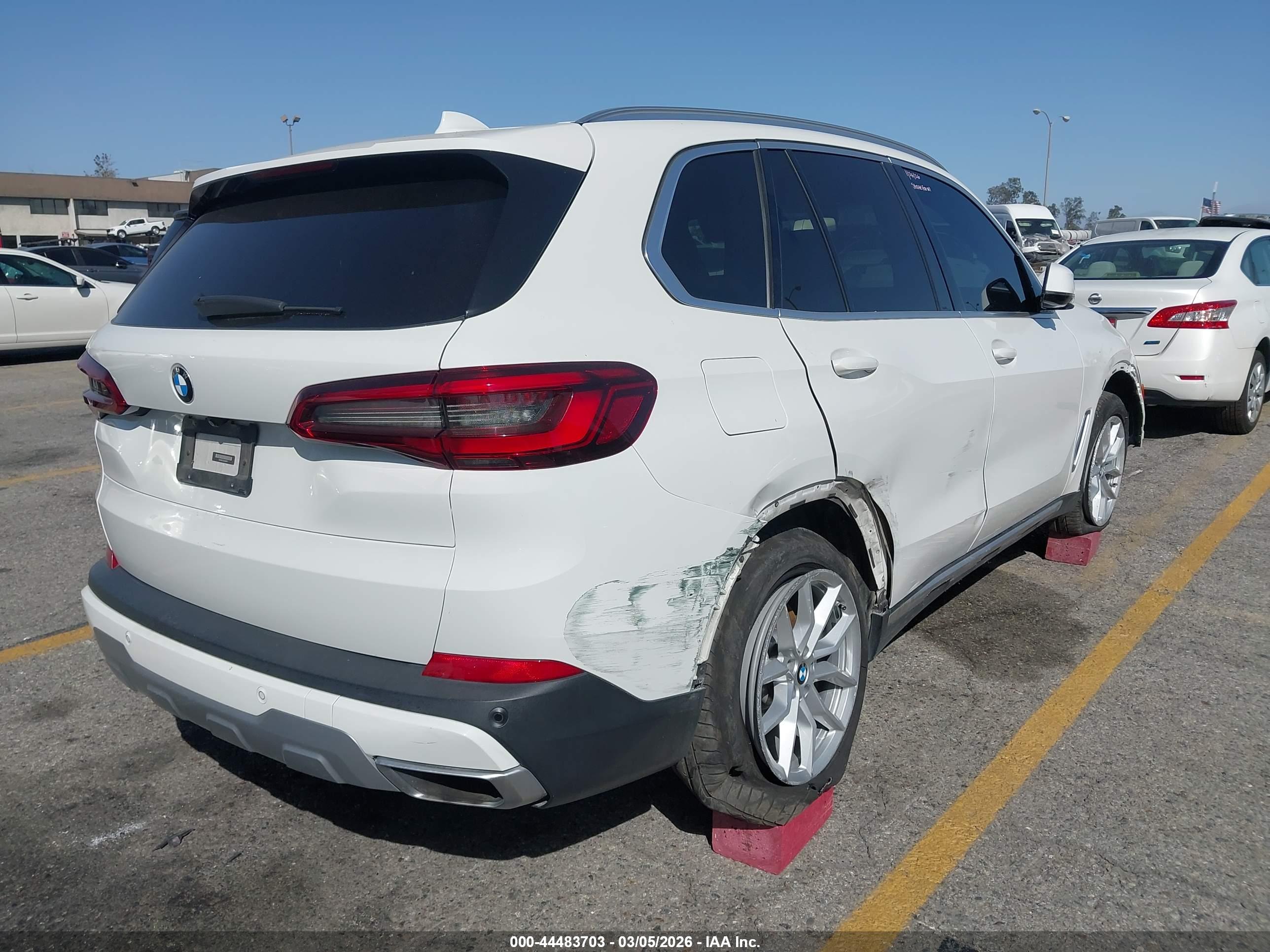 BMW X5 image 4