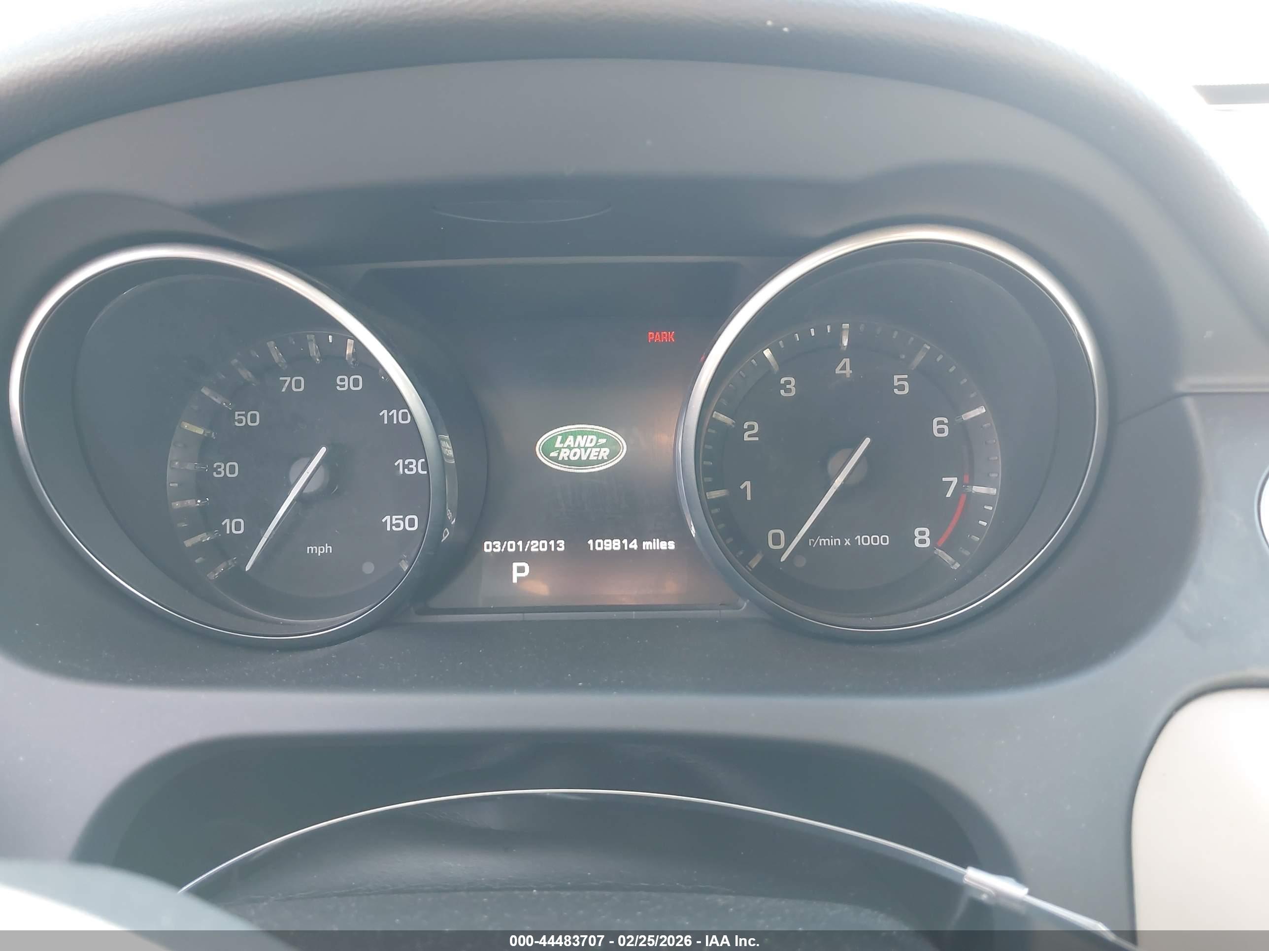 LAND ROVER image 7
