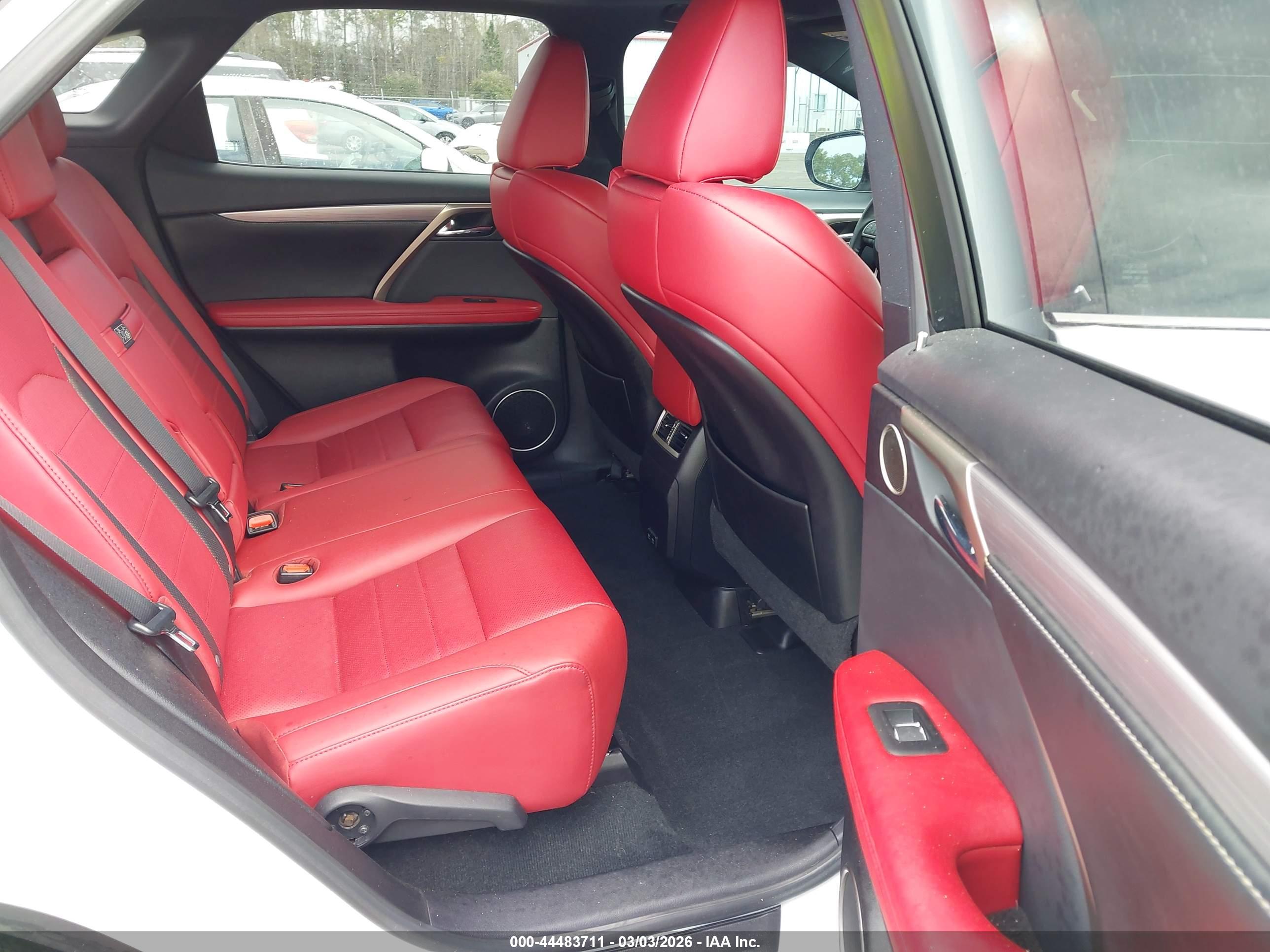 LEXUS RX image 8