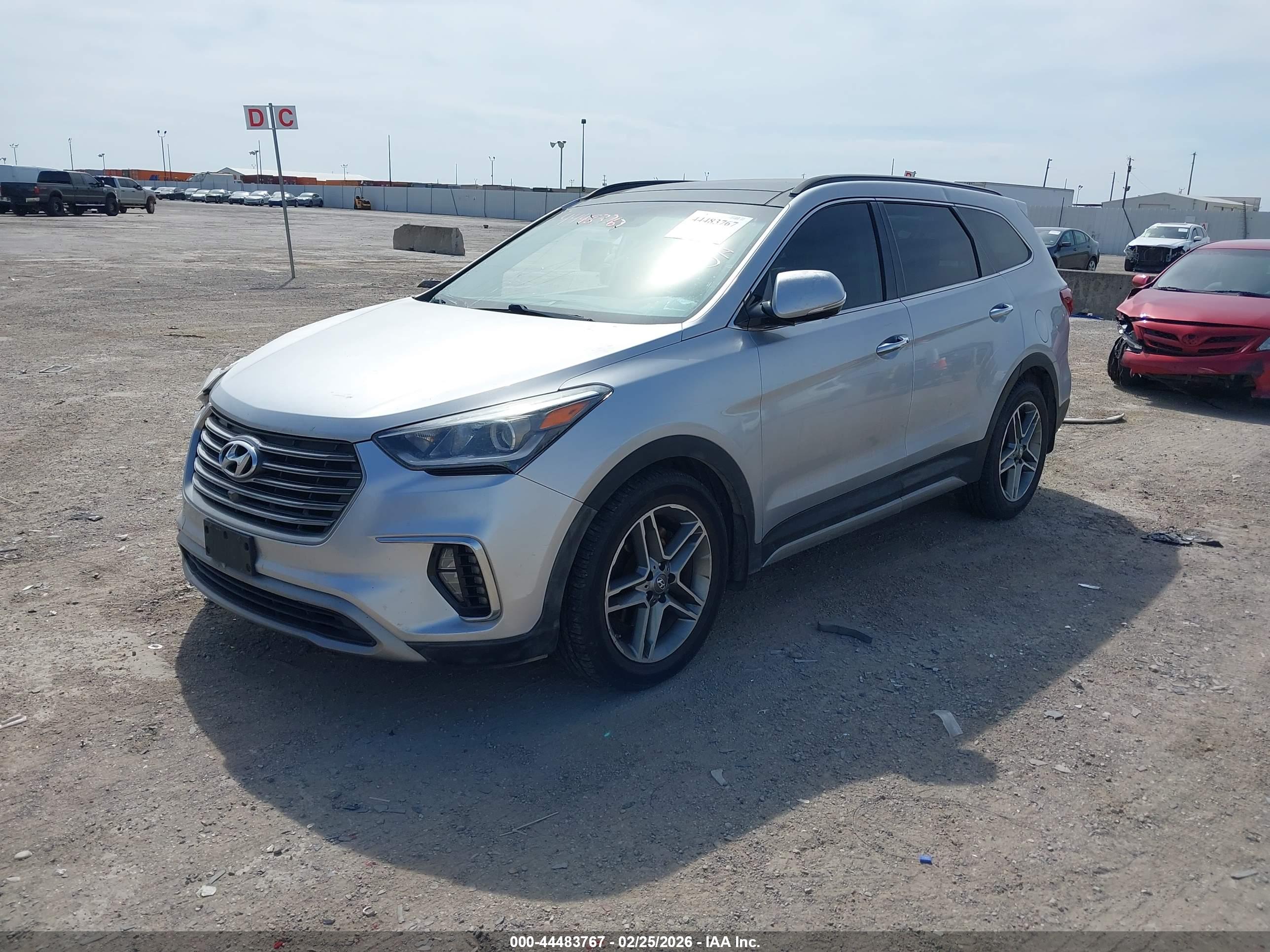 HYUNDAI SANTA image 2
