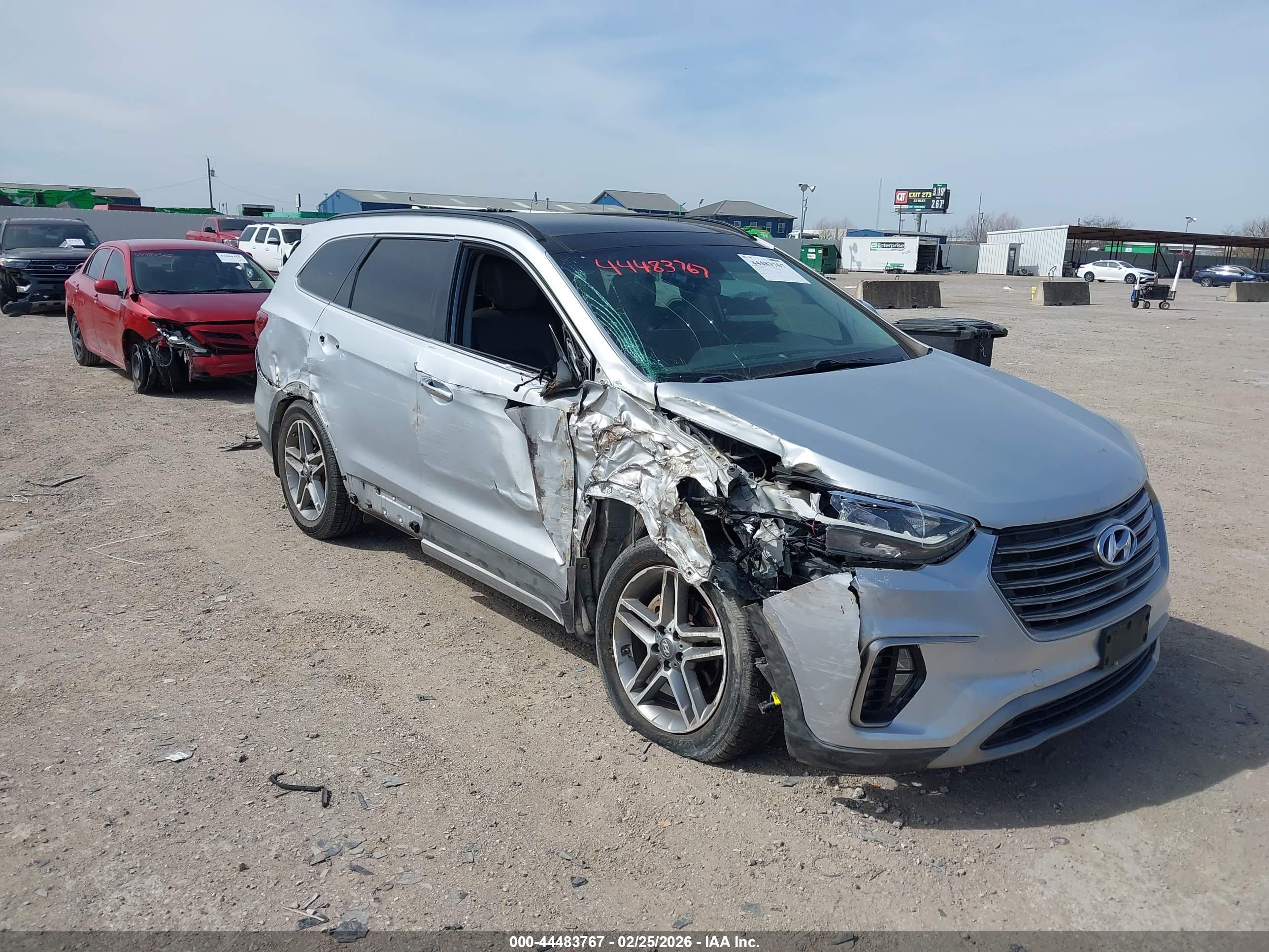 HYUNDAI SANTA image 6