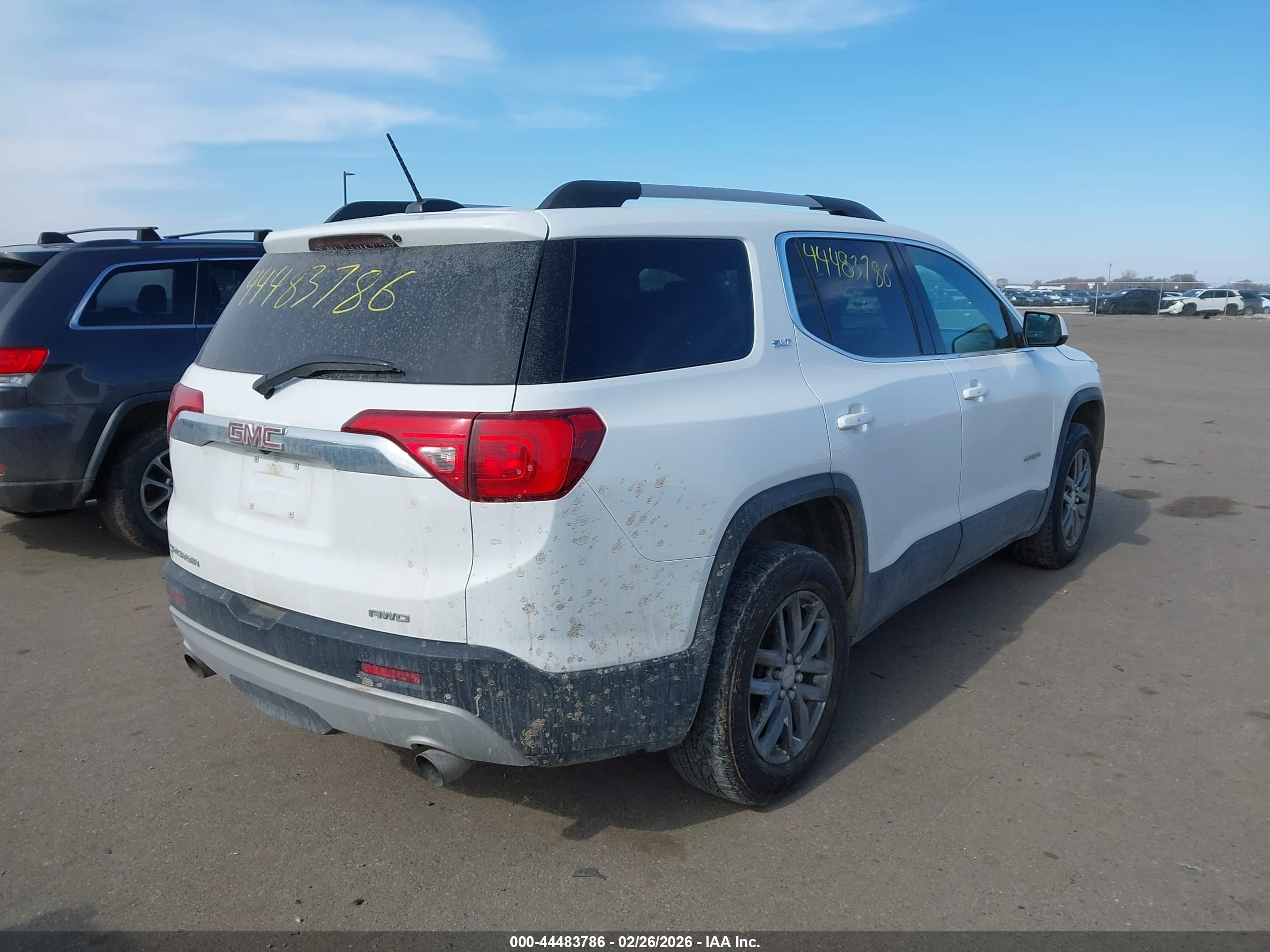 GMC ACADIA image 4