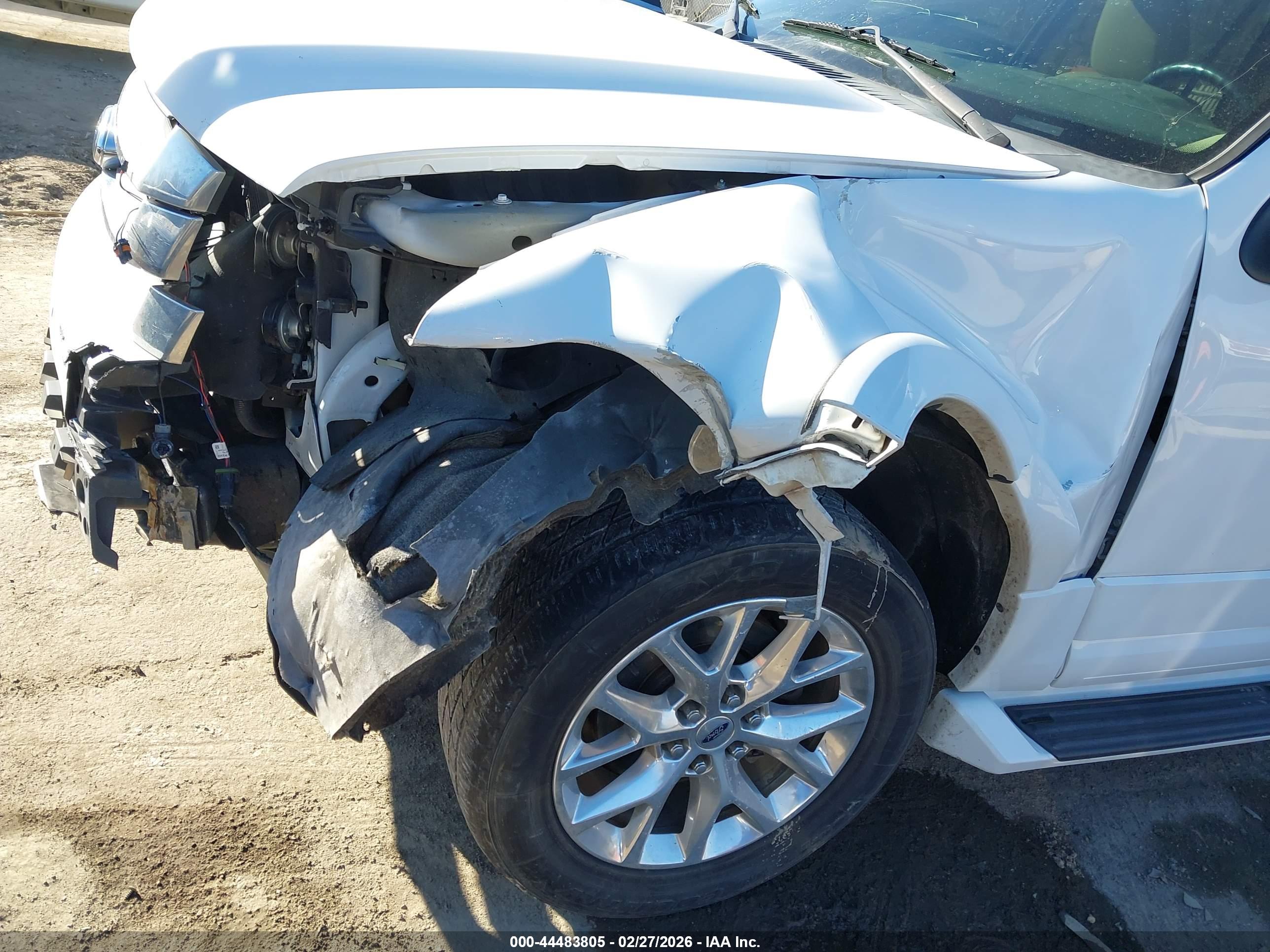 FORD EXPEDITION image 6