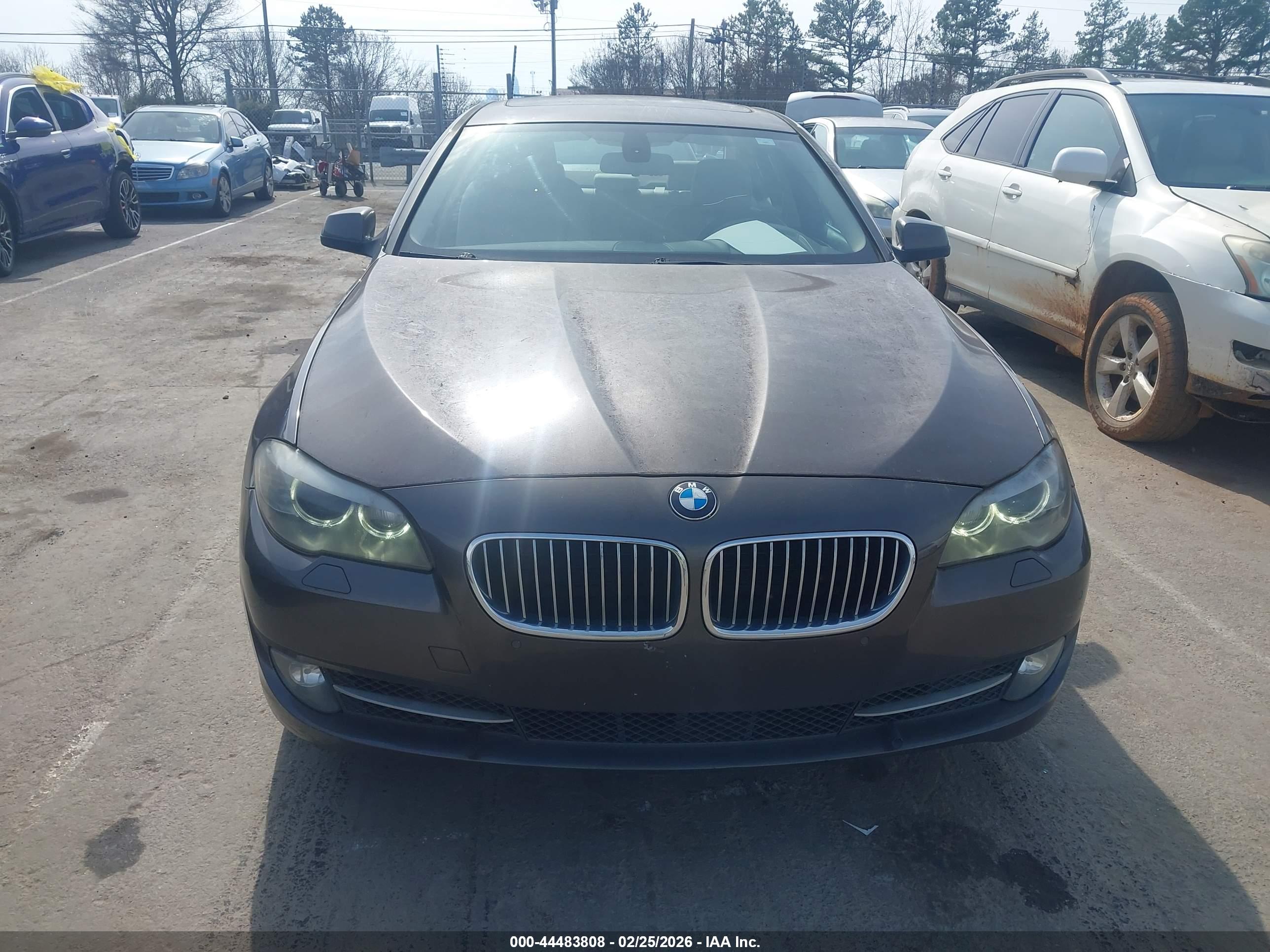 BMW 535I image 6