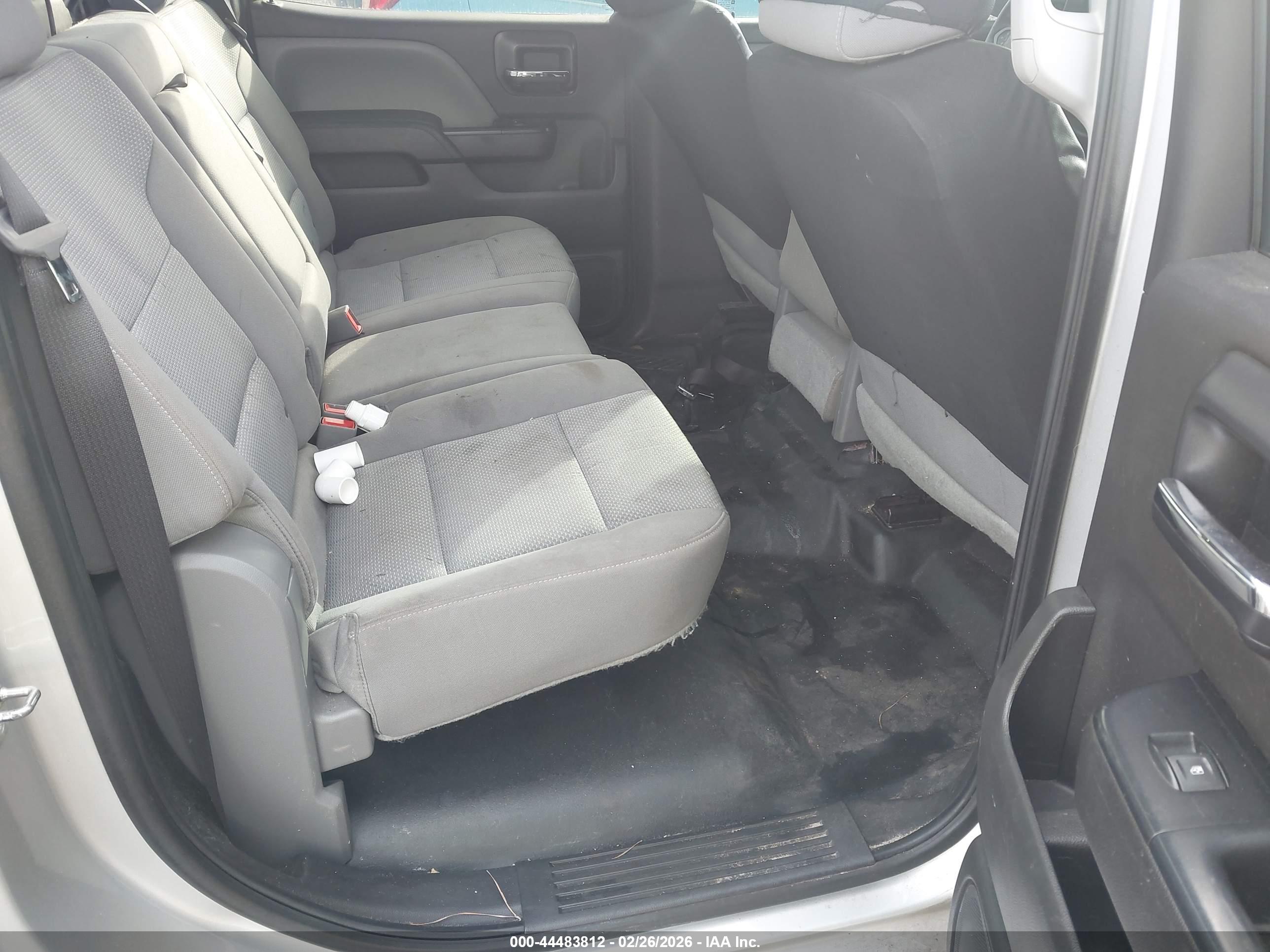 CHEVROLET SILVERADO image 8