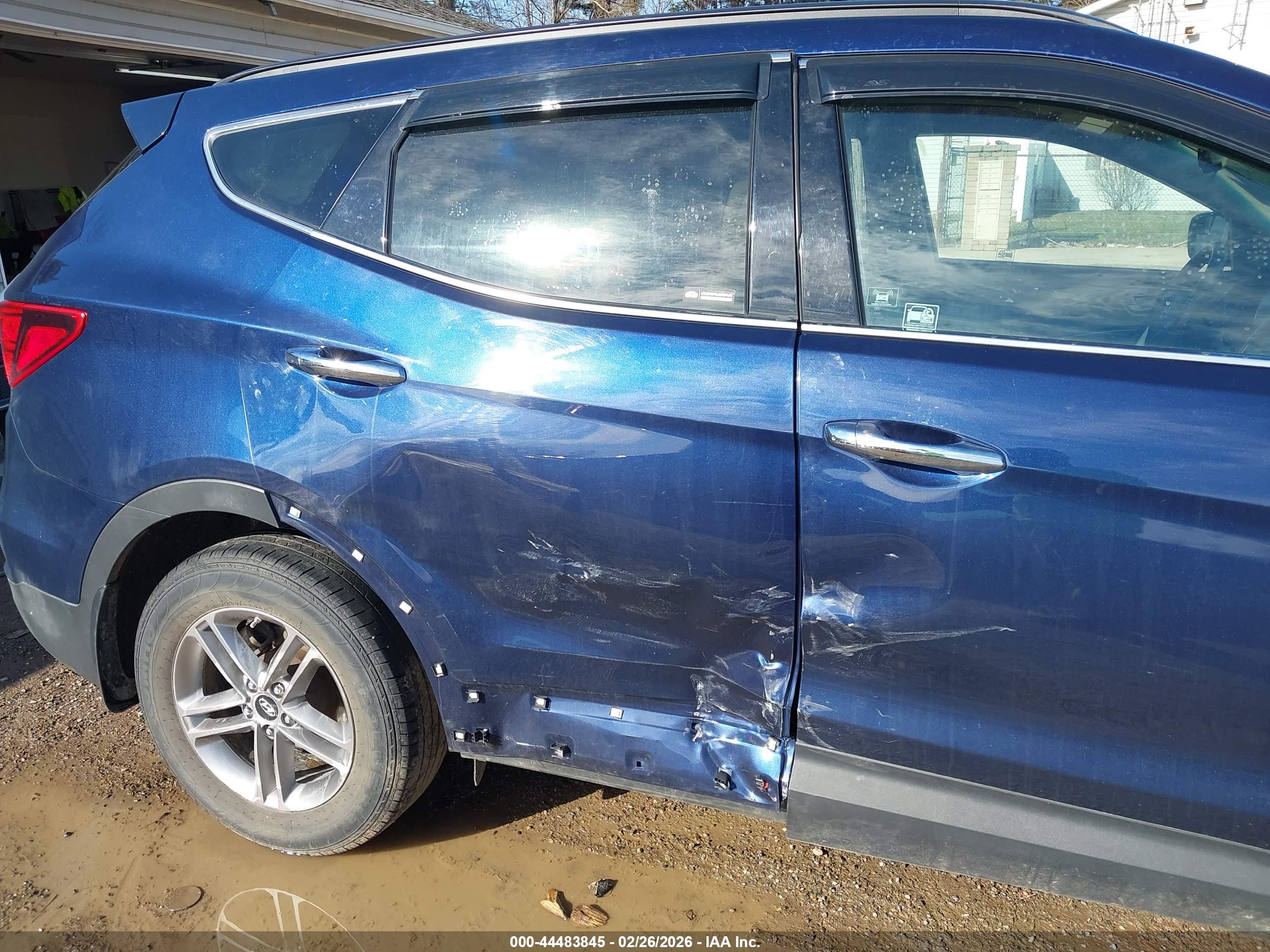 HYUNDAI SANTA image 6