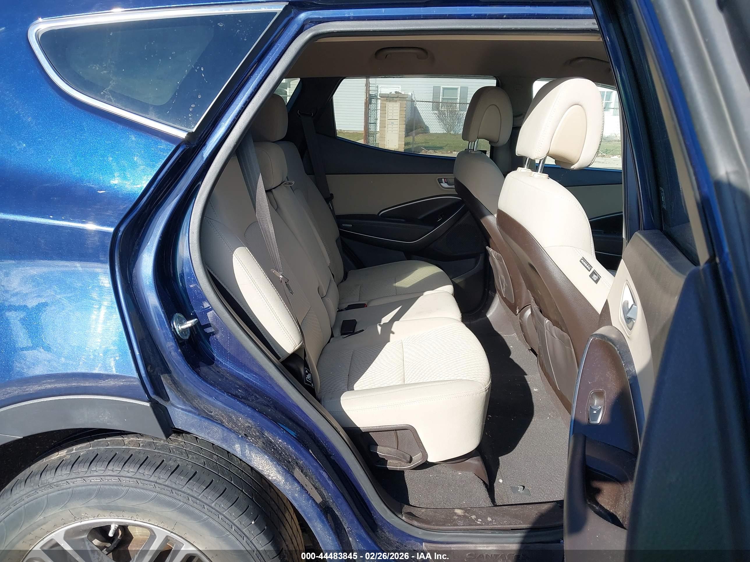HYUNDAI SANTA image 8