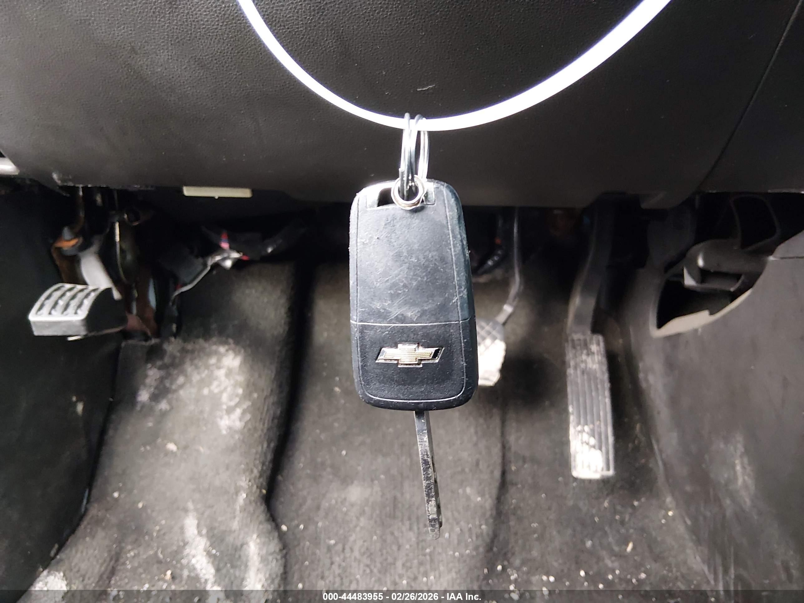 CHEVROLET EQUINOX image 11