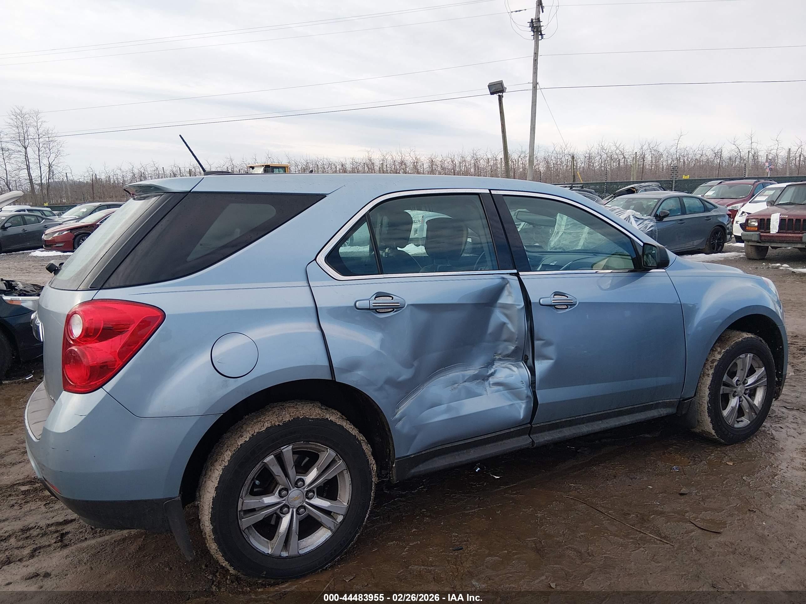 CHEVROLET EQUINOX image 6
