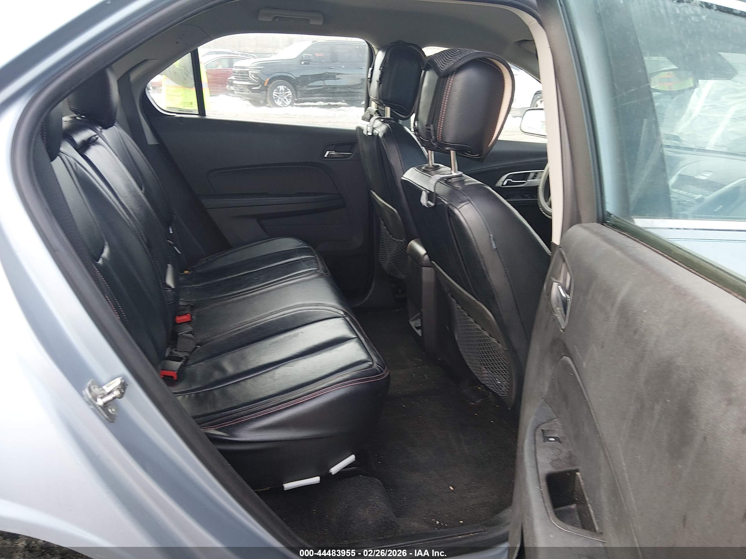 CHEVROLET EQUINOX image 8