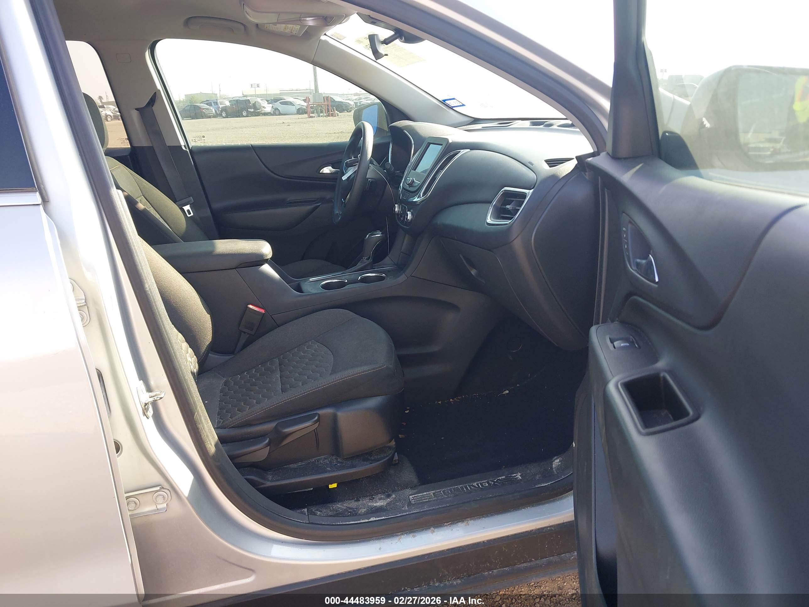 CHEVROLET EQUINOX image 5