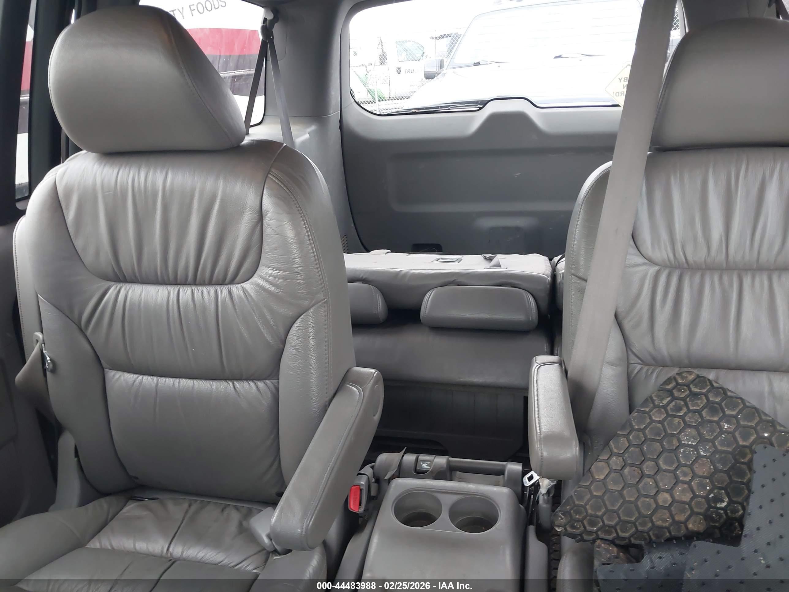 HONDA ODYSSEY image 8