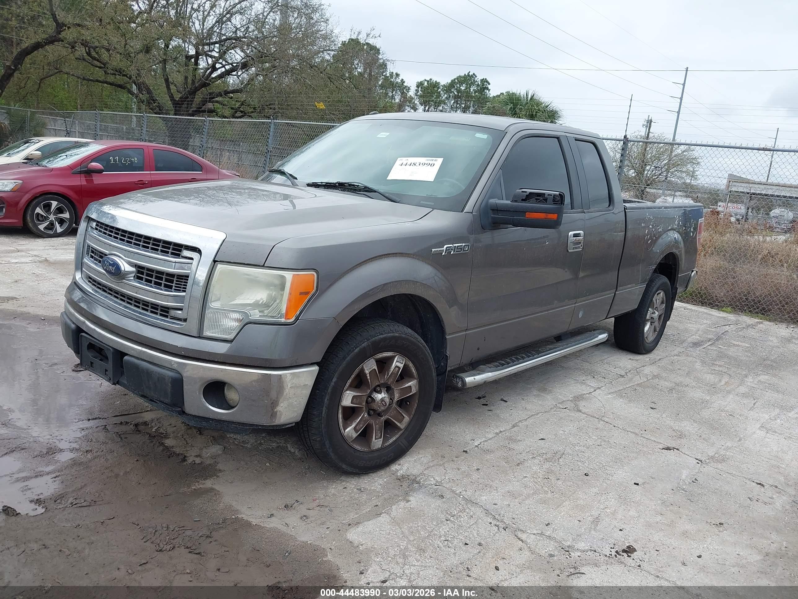 FORD F-150 image 2