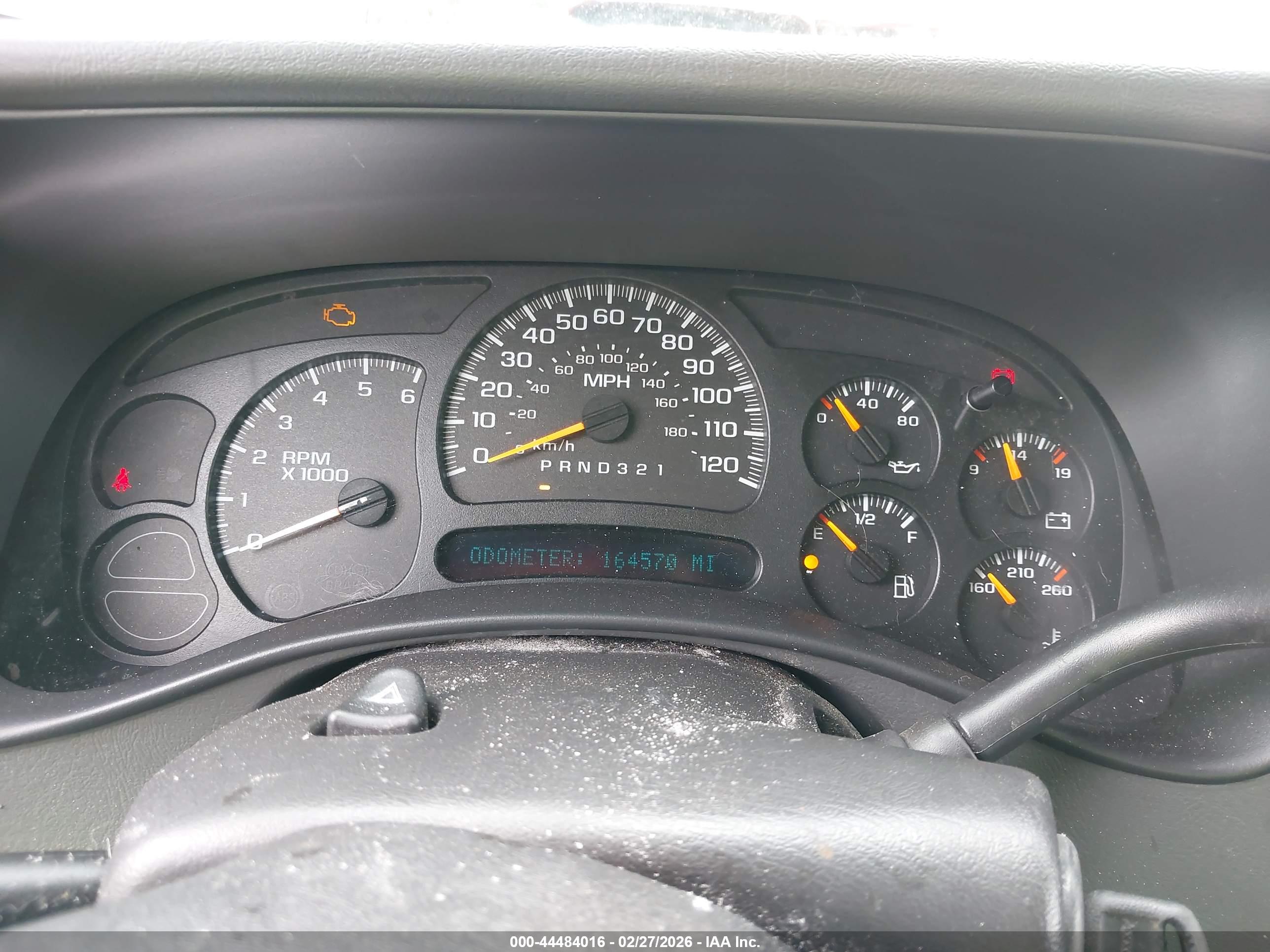 CHEVROLET SILVERADO image 7