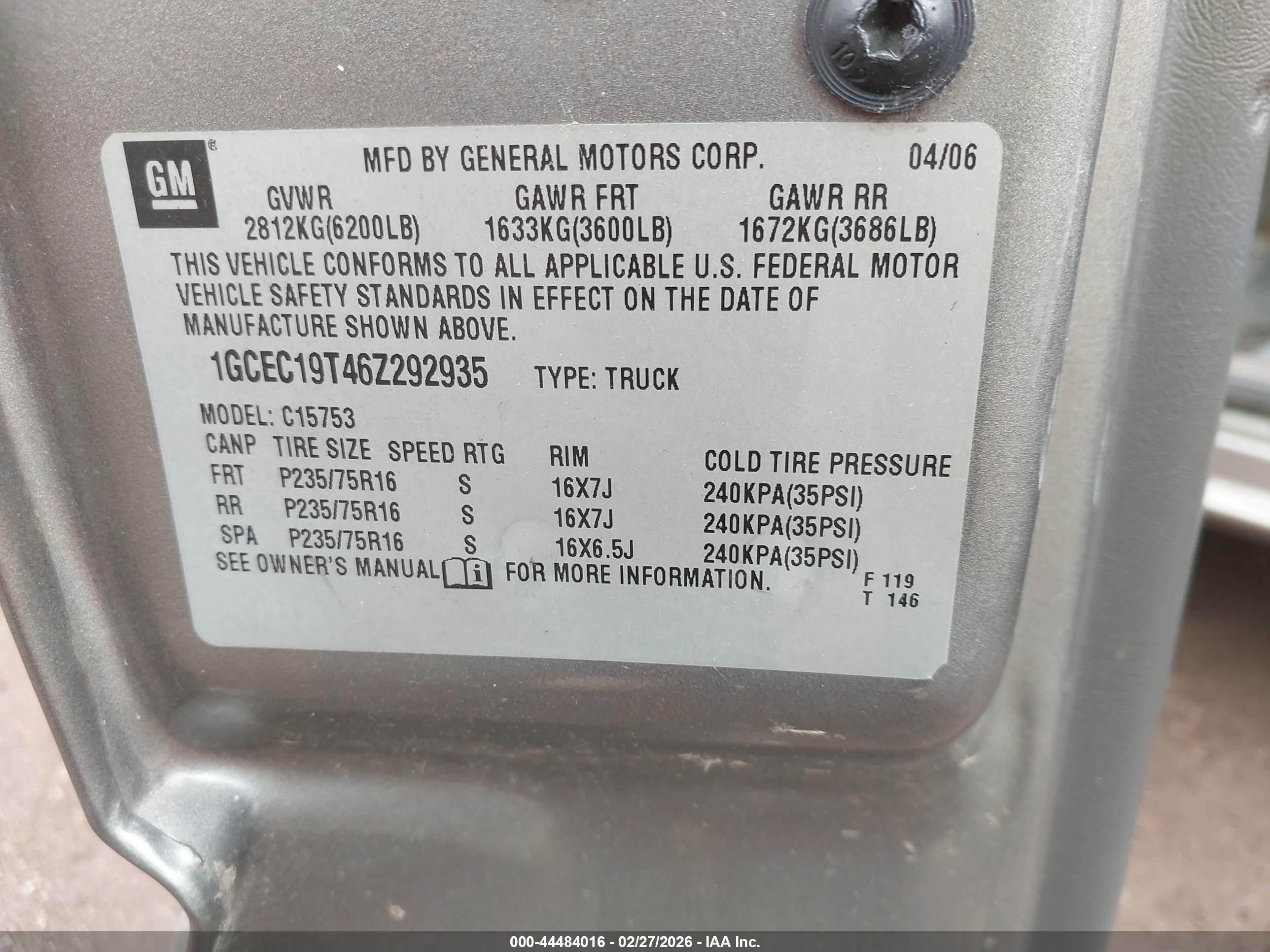 CHEVROLET SILVERADO image 9