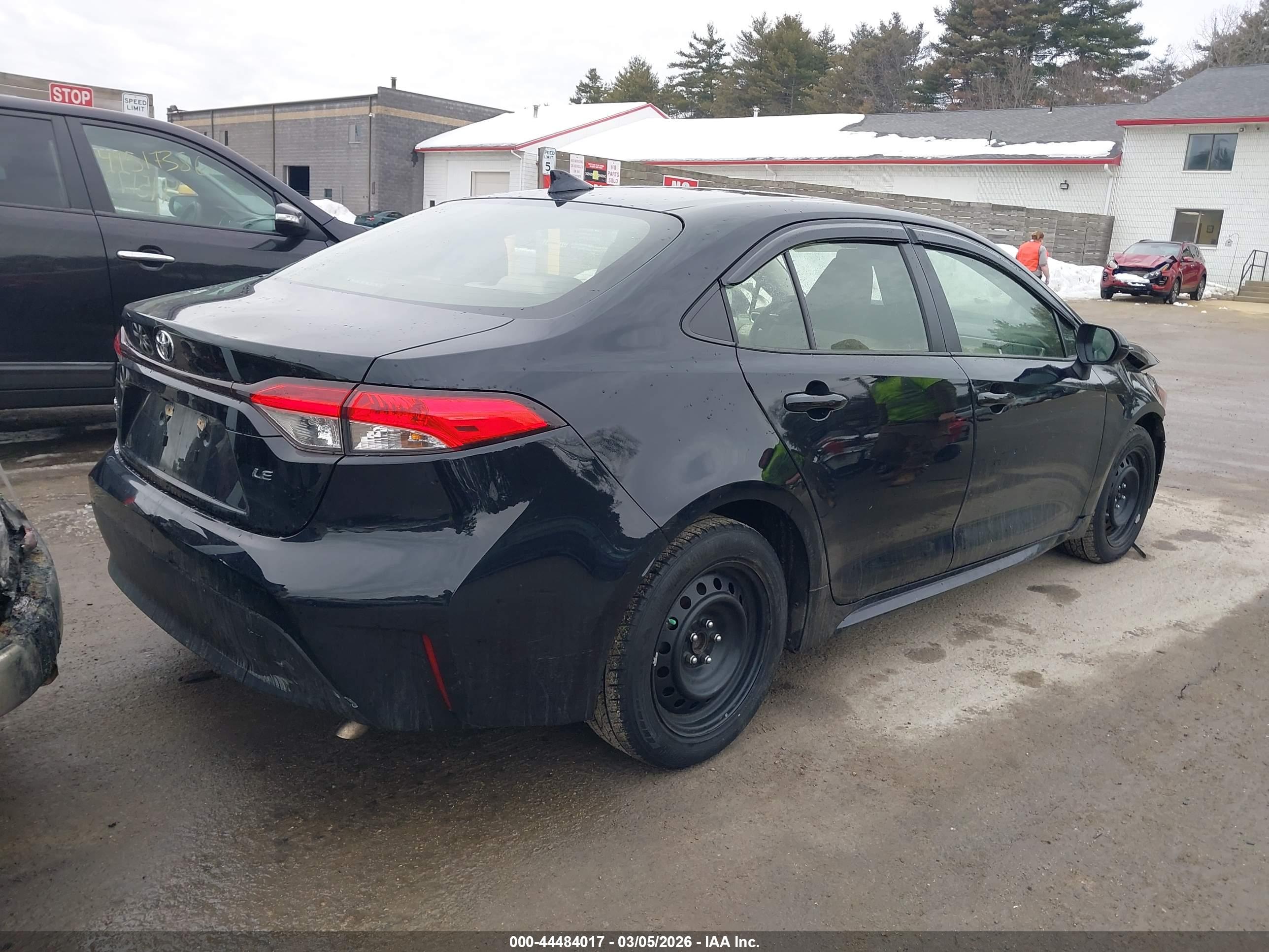 TOYOTA COROLLA image 4