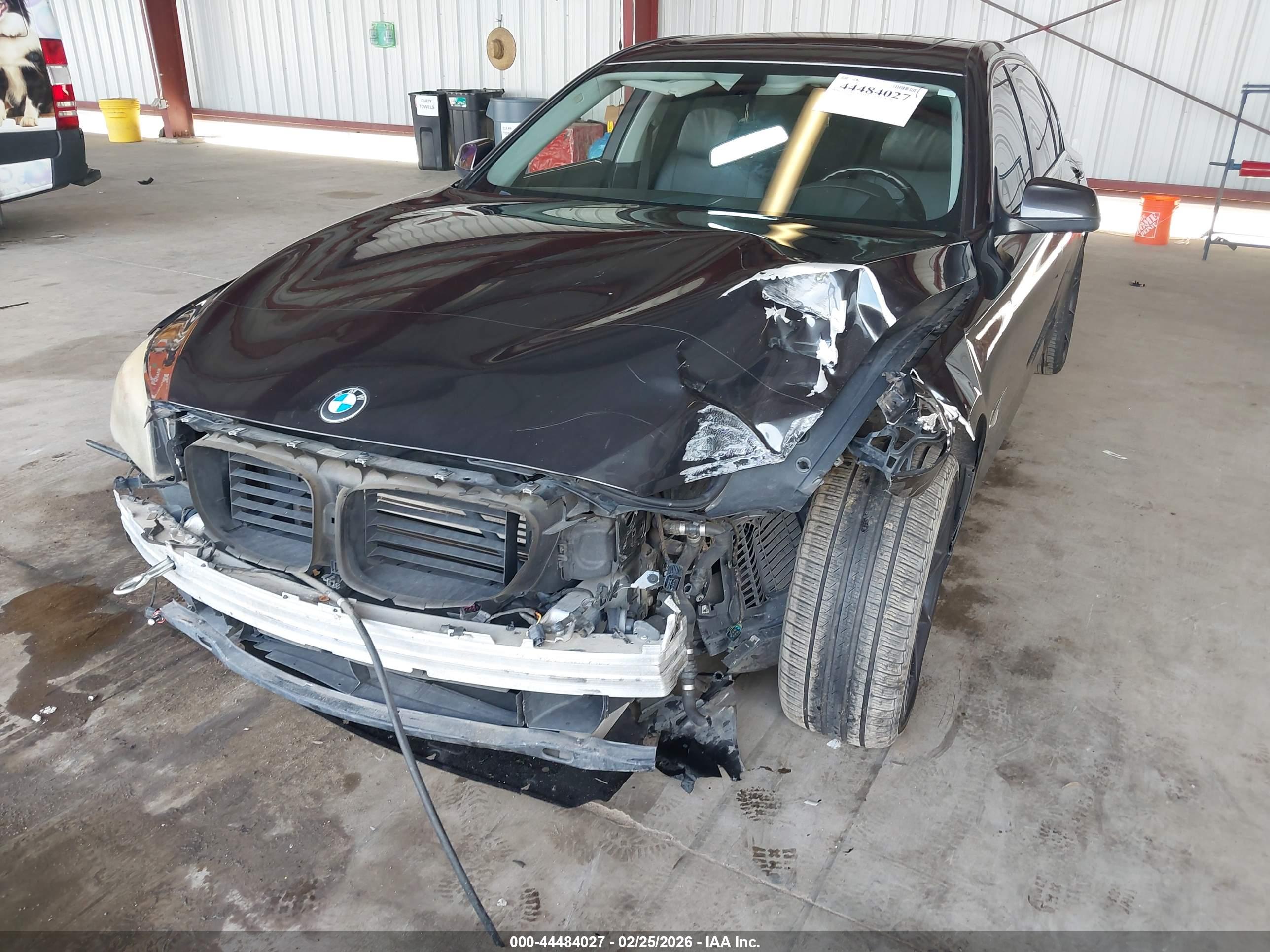 BMW 750LI image 6