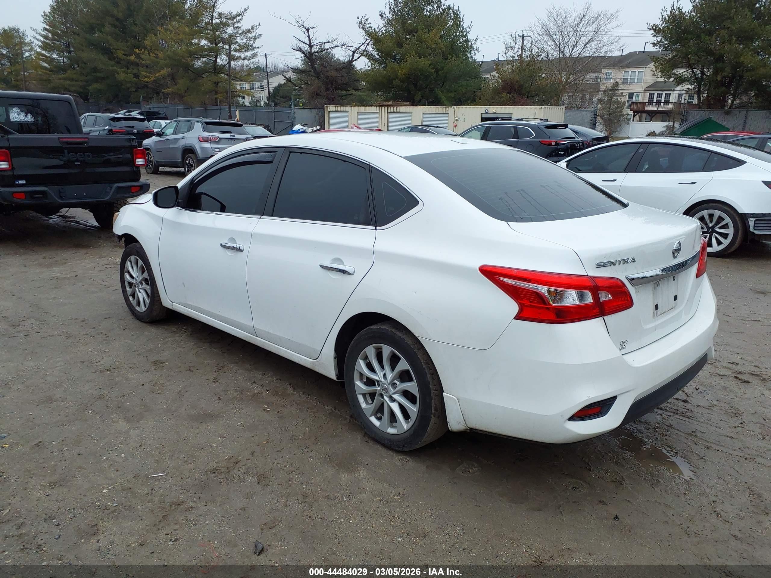 NISSAN SENTRA image 3