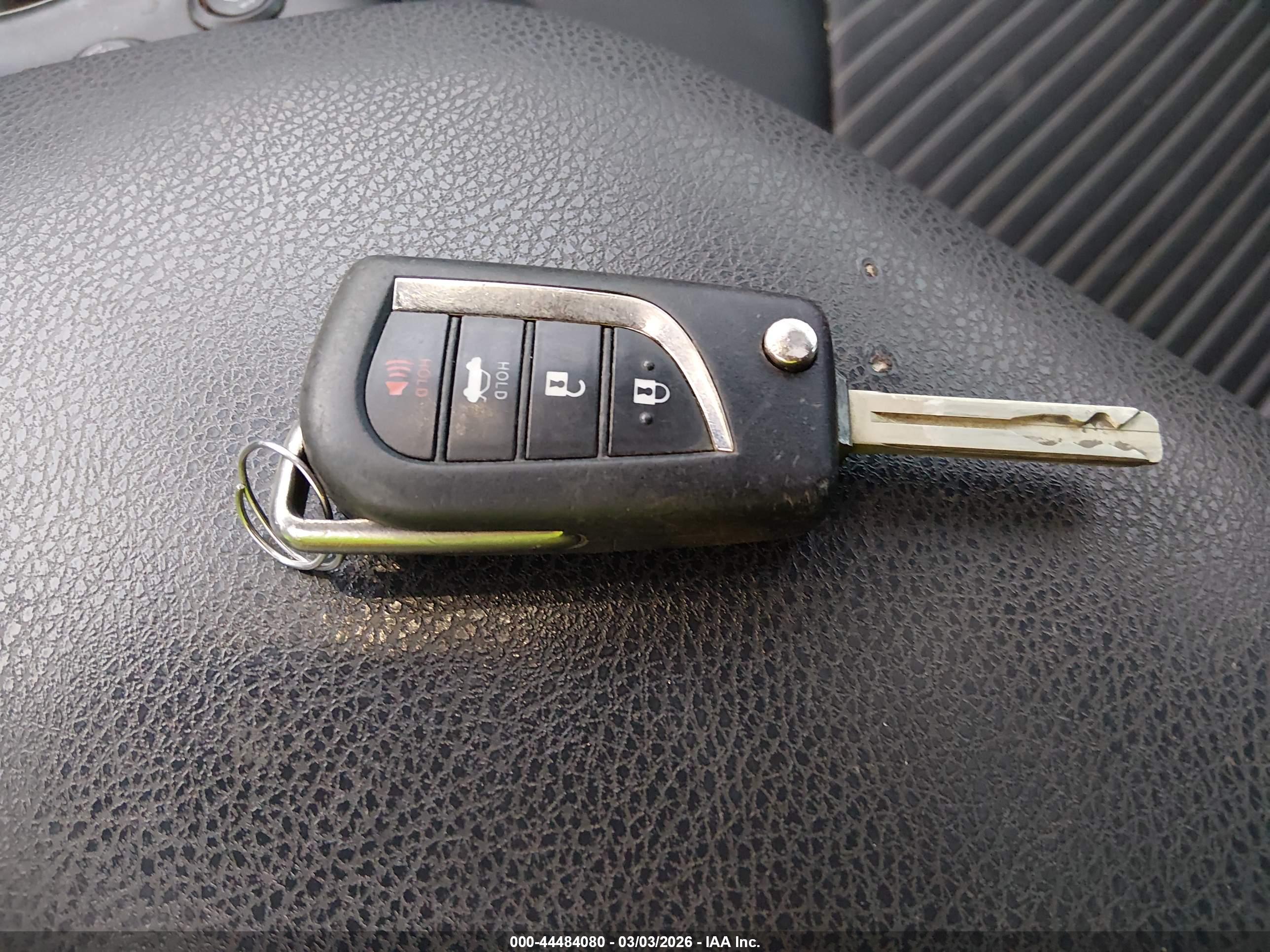 TOYOTA CAMRY image 11