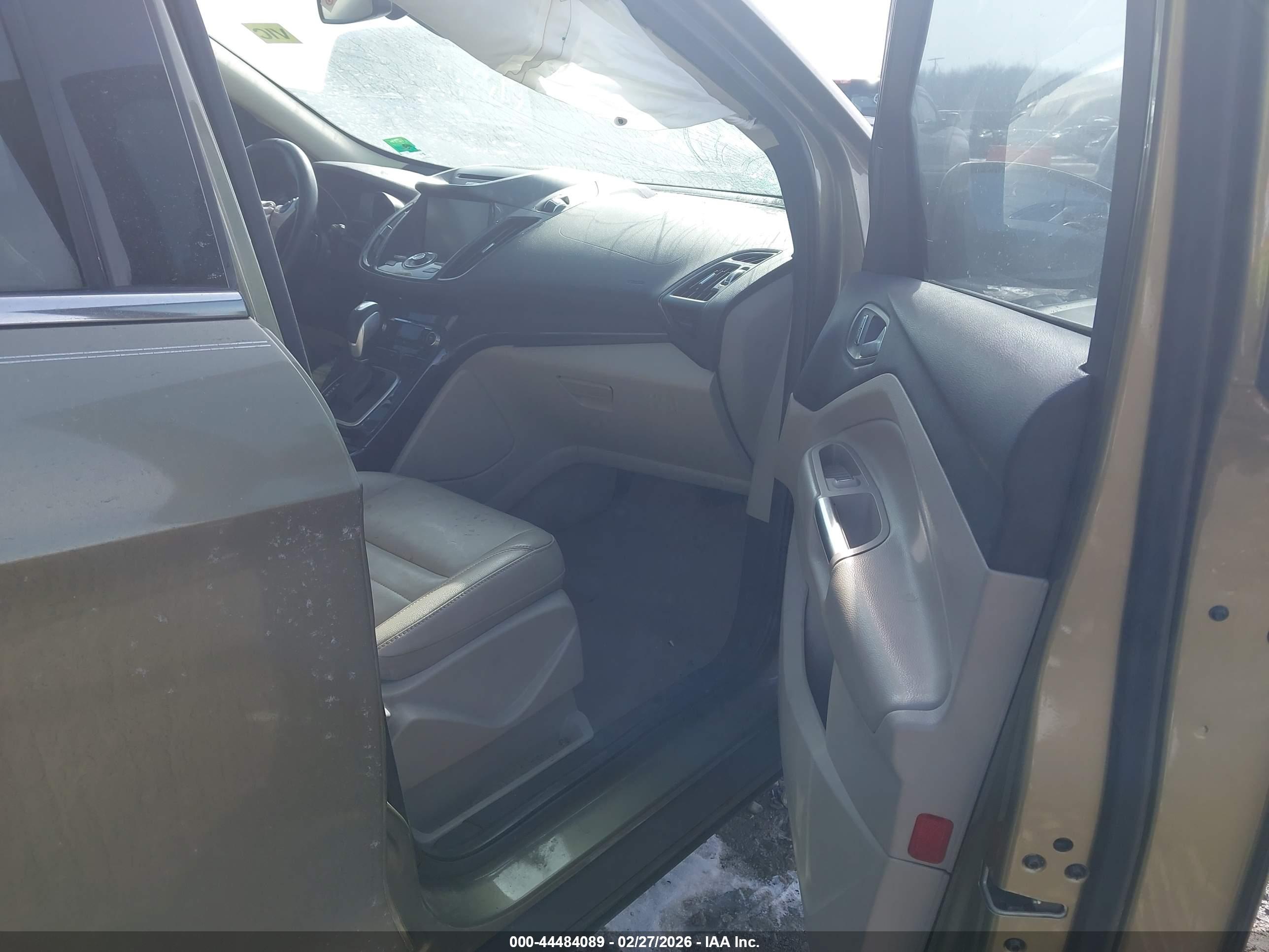 FORD ESCAPE image 5