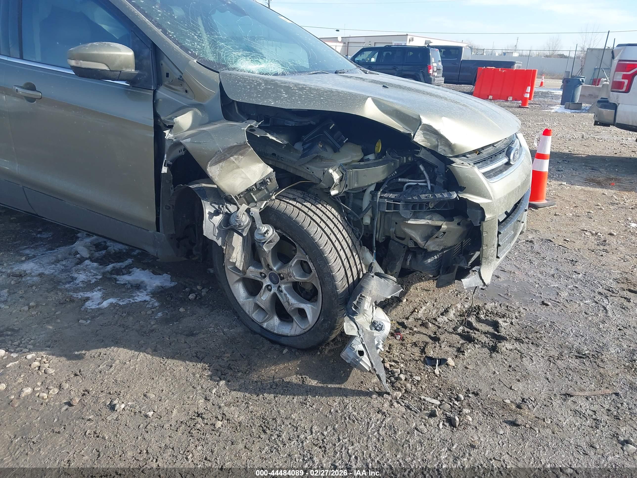 FORD ESCAPE image 6