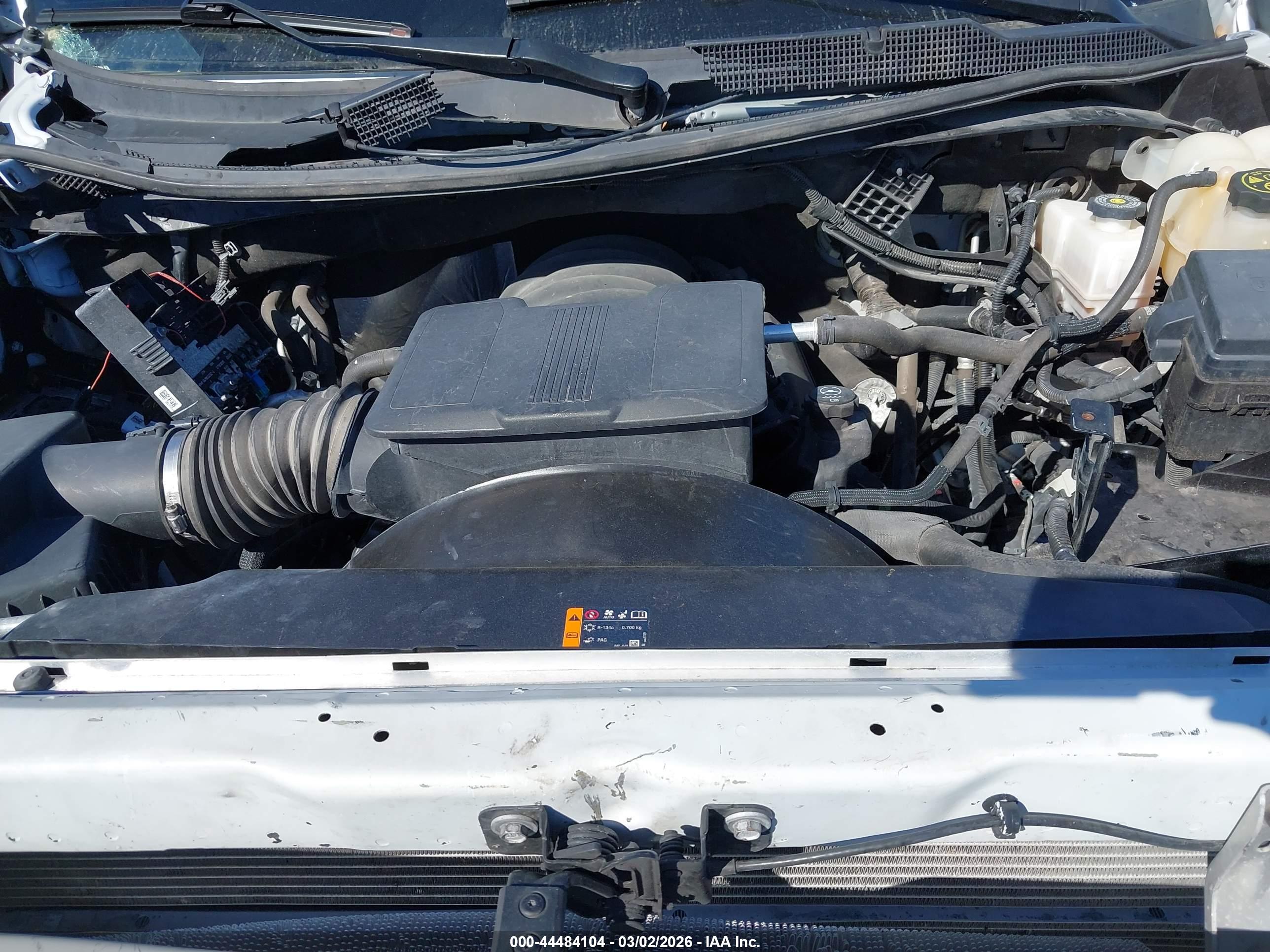 CHEVROLET SILVERADO image 10