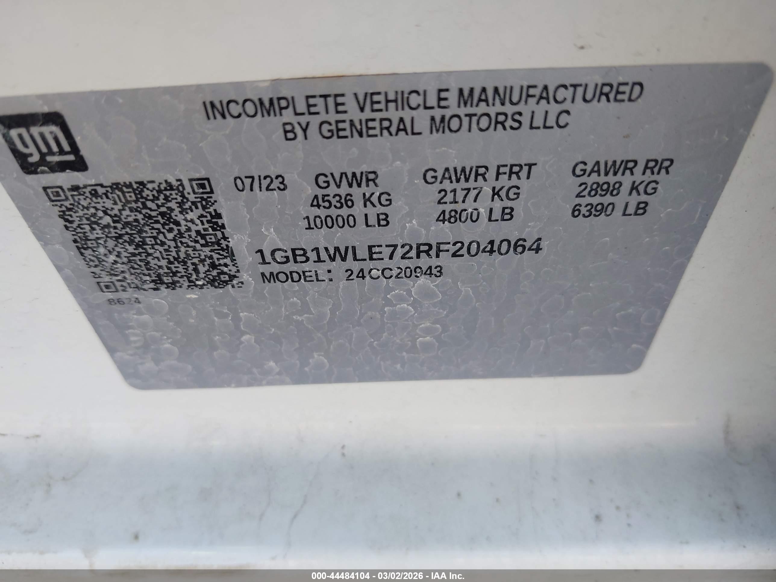CHEVROLET SILVERADO image 9