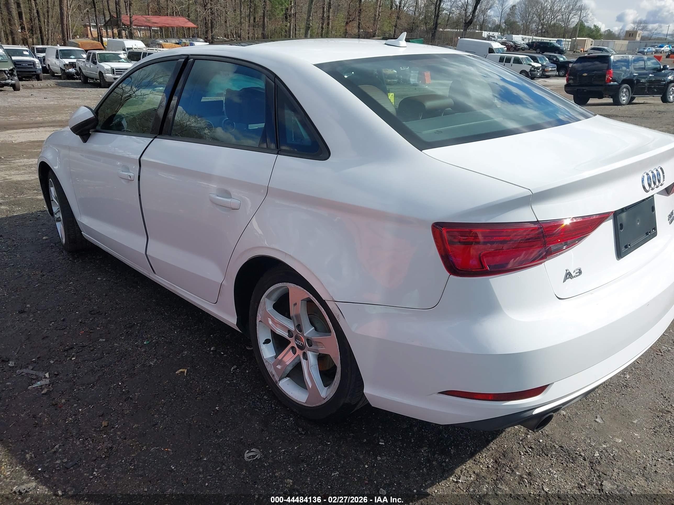 AUDI A3 image 6